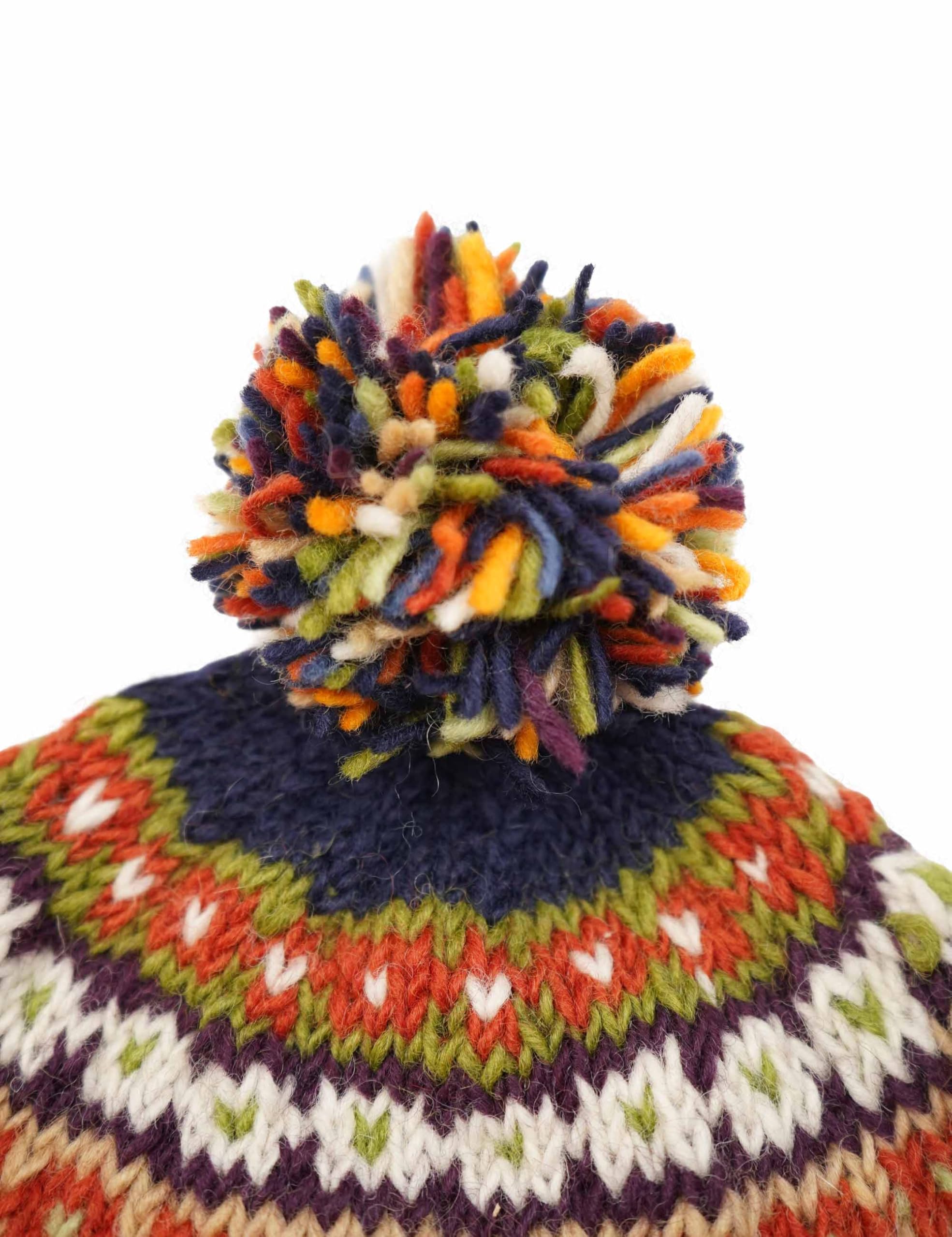 Handmade: Fairtrade Bobble Beanie, Pachamama Colorado Roll Back, damska