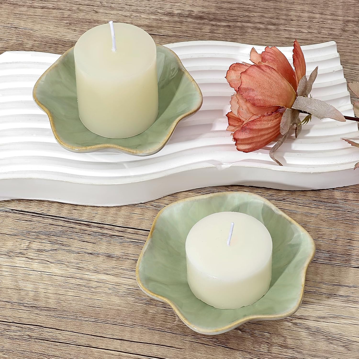 Koythin 2-Piece Ceramic Candle Holder, Light Green