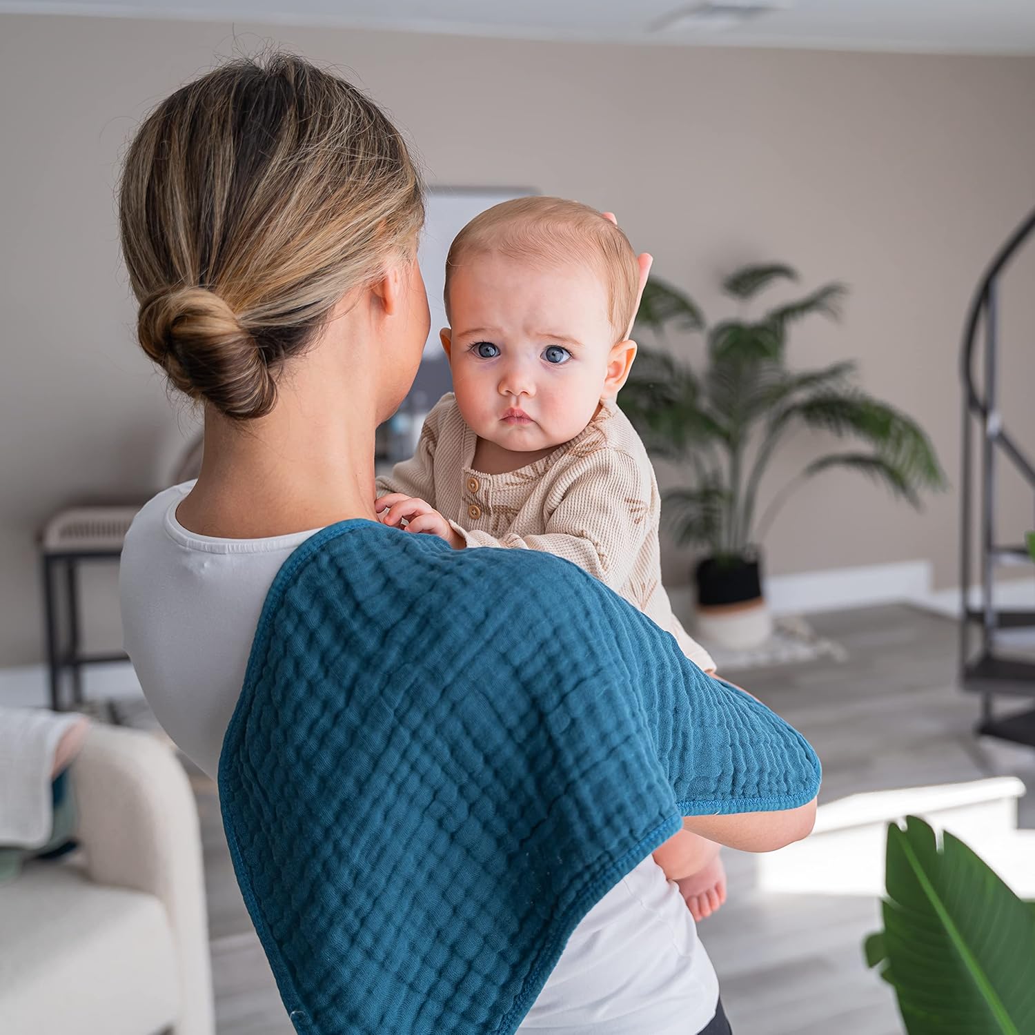 Comfy Cubs Muslin Burp Cloths Large 100% Cotton and Baby Washcloths, Muslin Cotton Towels Bundled