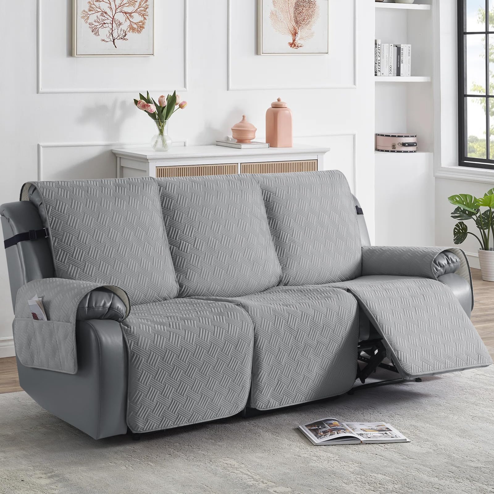 KinCam Funda Sillon Relax reclinable, Impermeable Funda para Sillón Relax con Bolsillo Laterales y Correas elásticas para Perros y Mascotas, Suave y Lavable Funda Sofa 3 plazas Gris Claro