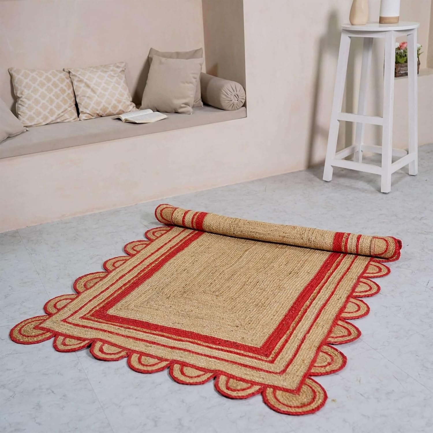 GI Looms Scalloped Edge Handbraided Jute Rug for Living Room & Bedroom | Natural Boho Floor Accent, Eco-Friendly Handmade Area Rug (4 X 6 Ft) Red