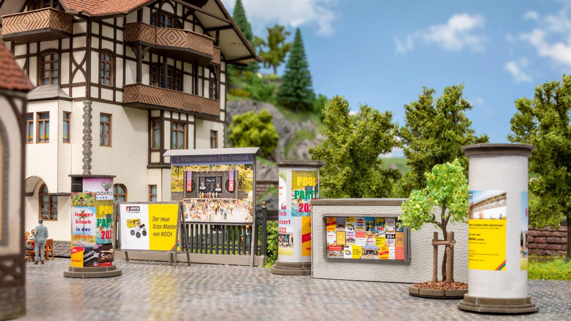Noch 14217 Large Barrel Columns & Advertising Walls, Multi-Coloured, Multicoloured - Image 2