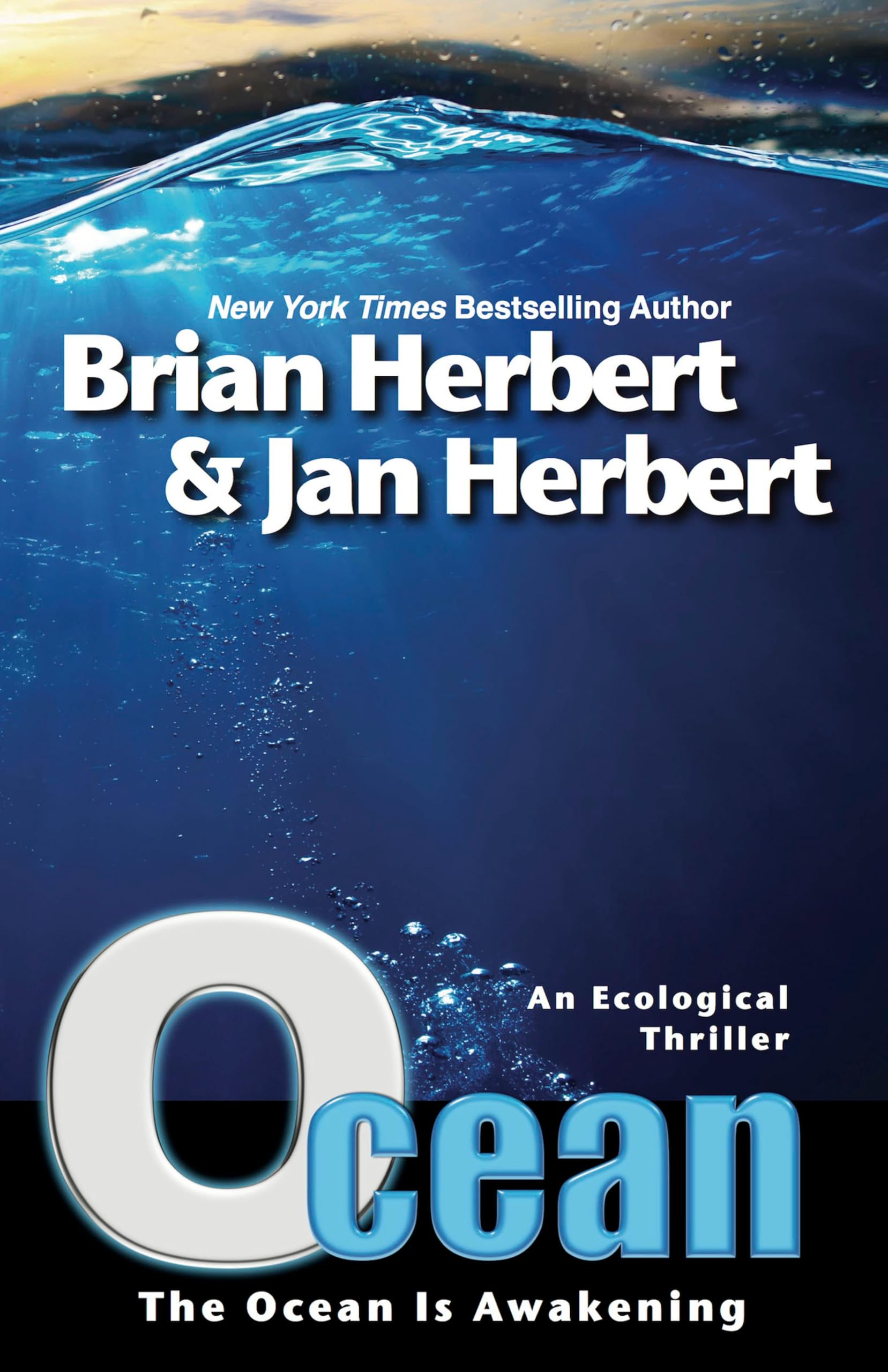 Buy Ocean: The Ocean Cycle Omnibus โ BookShops.in