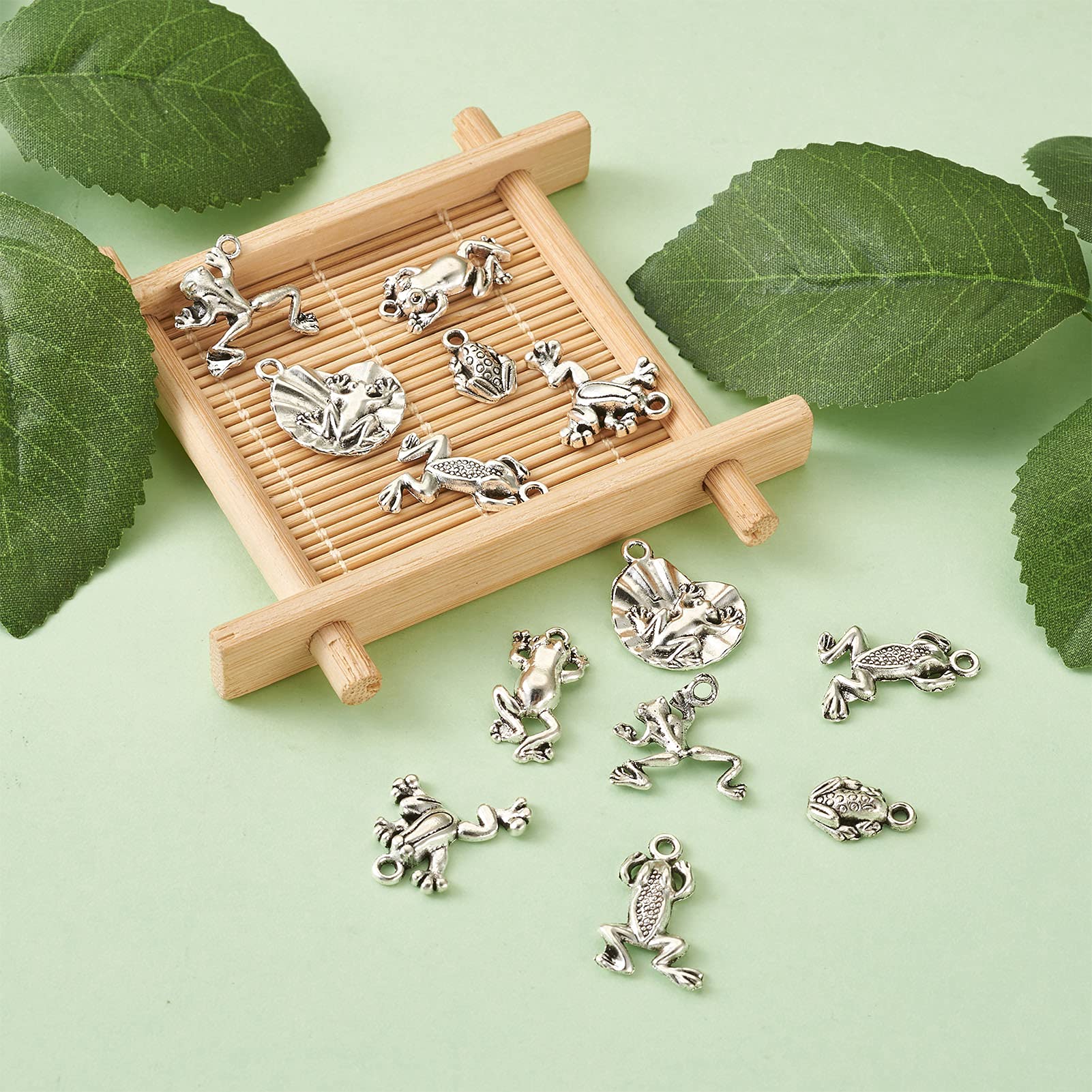 Cheriswelry 120pcs 6 Styles Antique Silver Frog Pendants Tibetan Frog Animal Charms Dangles for Jewellery Bracelet Necklace Making - Image 4