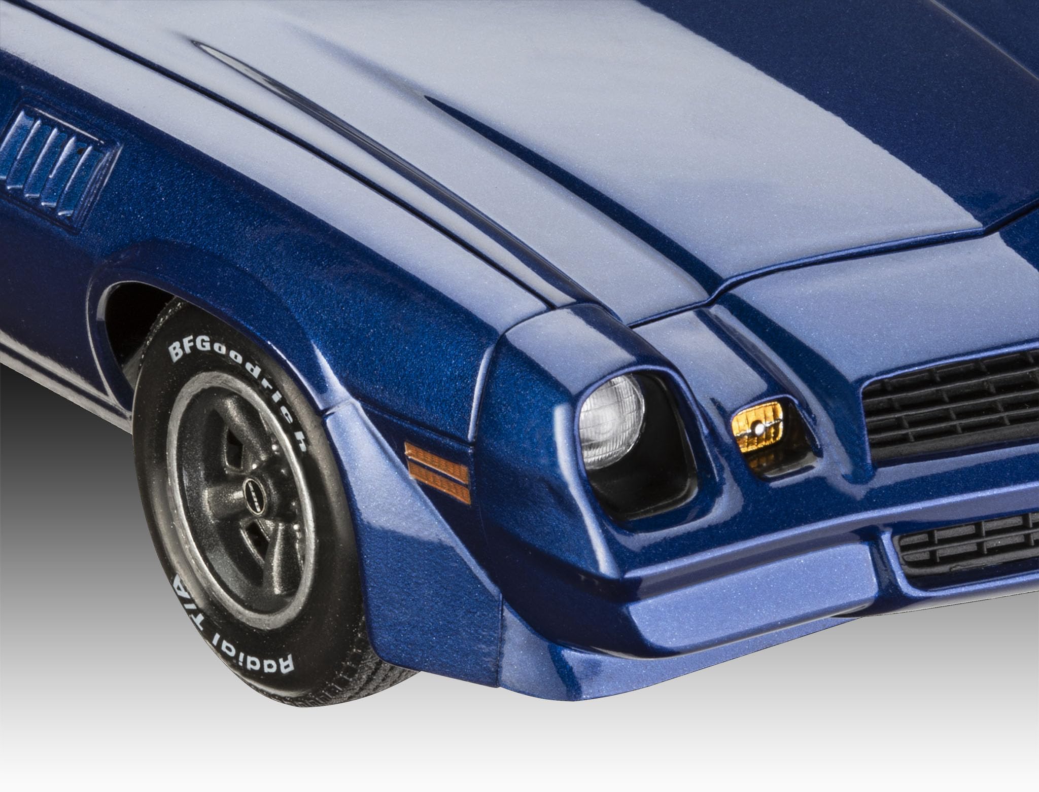 Amazon | ドイツレベル(Revell) 1/25 シボレー カマロ Z/28 プラモデル