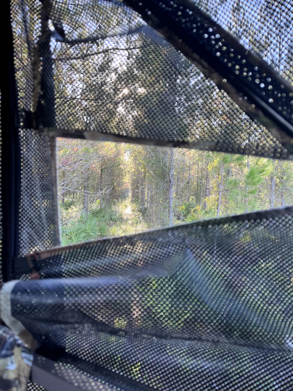 TIDEWE 360 Blind interior showing see-through mesh