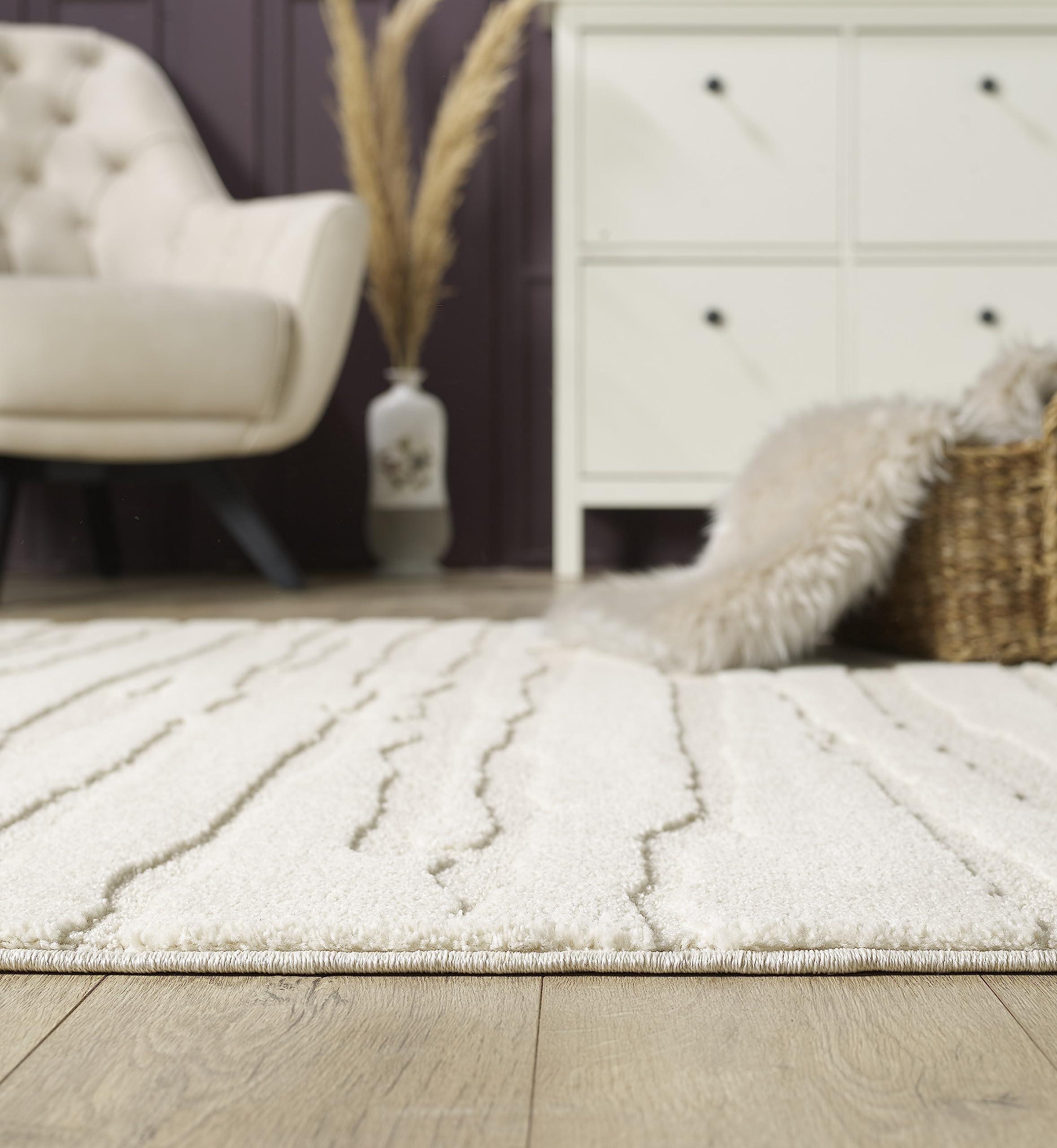the carpet Everest - Tappeto soggiorno moderno pelo corto con effetto ad alta profondità, effetto 3D, alta densità e piacevolmente morbido, design astratto, crema, 240 x 340 cm