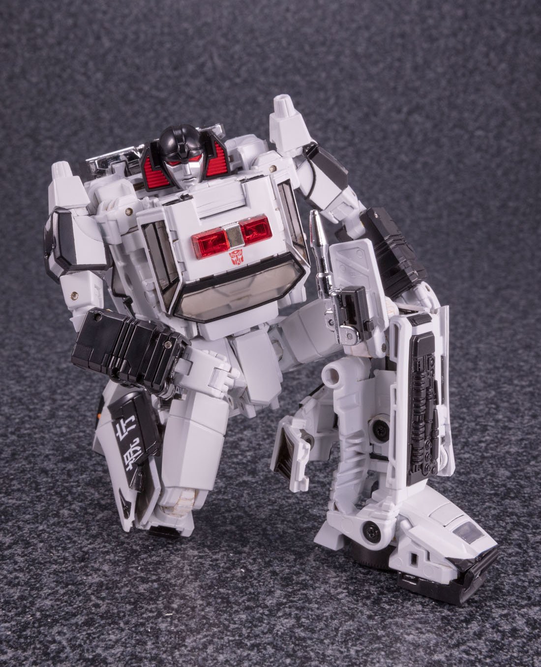 Amazon.com: Takara Tomy Transformers Masterpiece MP-42 Cordon 