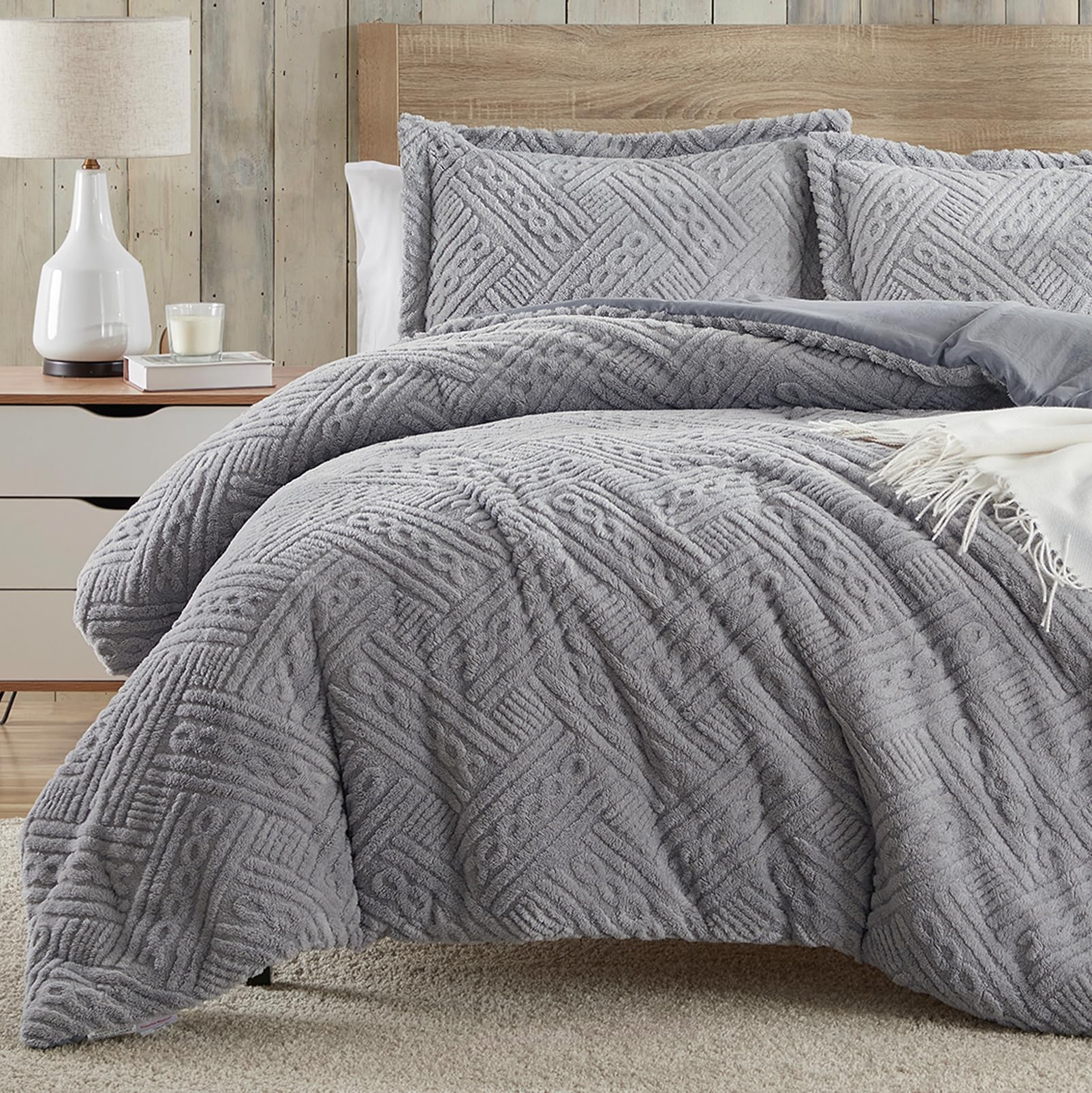 Homelike Moment Comforter