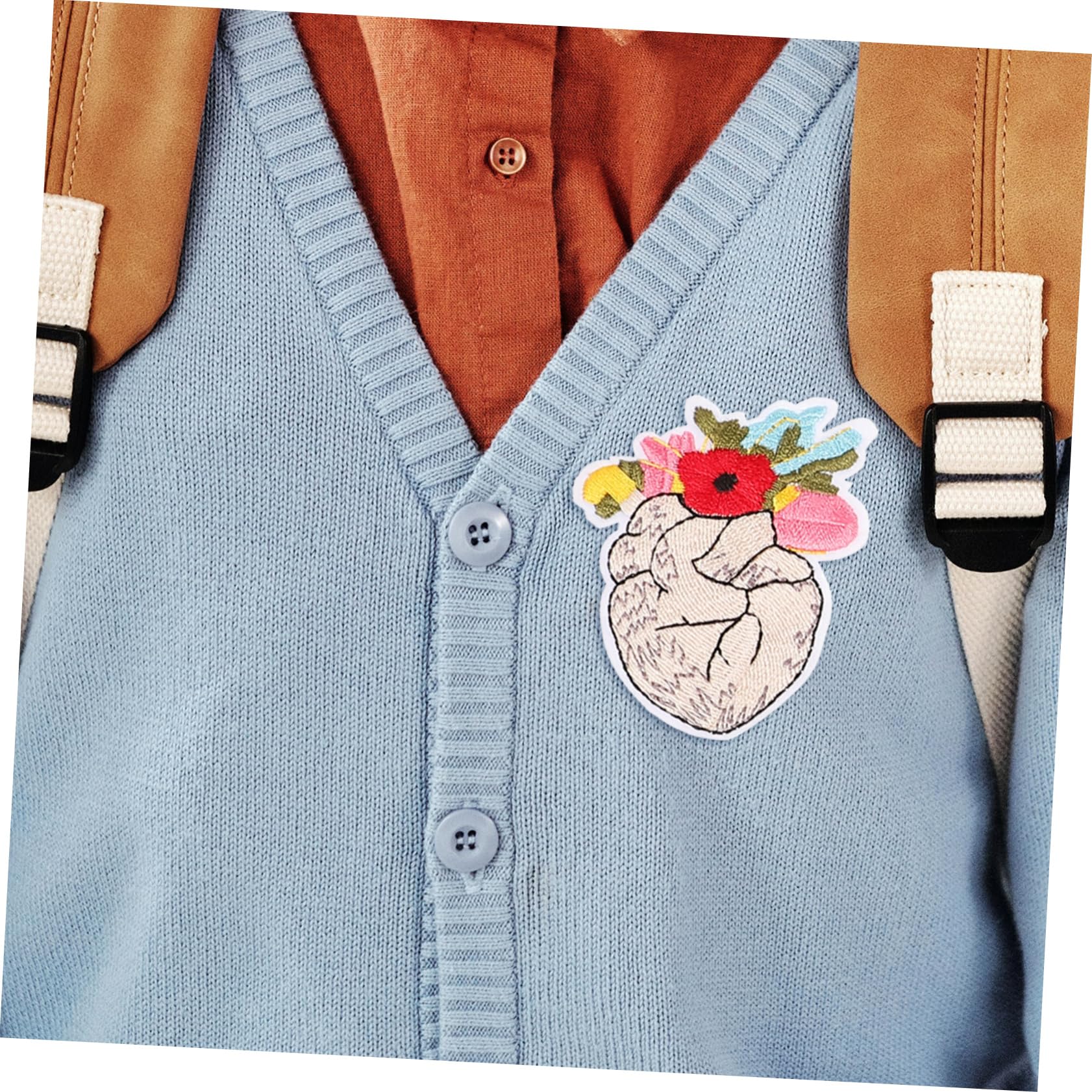 SHINEOFI 5 Set Patch Per Ricami Cardiaci Per Riparare Il Tessuto Vestiti A Forma Di Cuore Riparazione Toppe Ricamate Applique Cucire Toppe Per Vestiti Moda Cerotti Stoffa 12 Pezzi*5