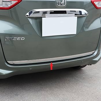 ホンダ　フリード　GB3,4 LEDクロームガーニッシュ ホンダ(純正) LEDクロームガーニッシュ のパーツレビュー