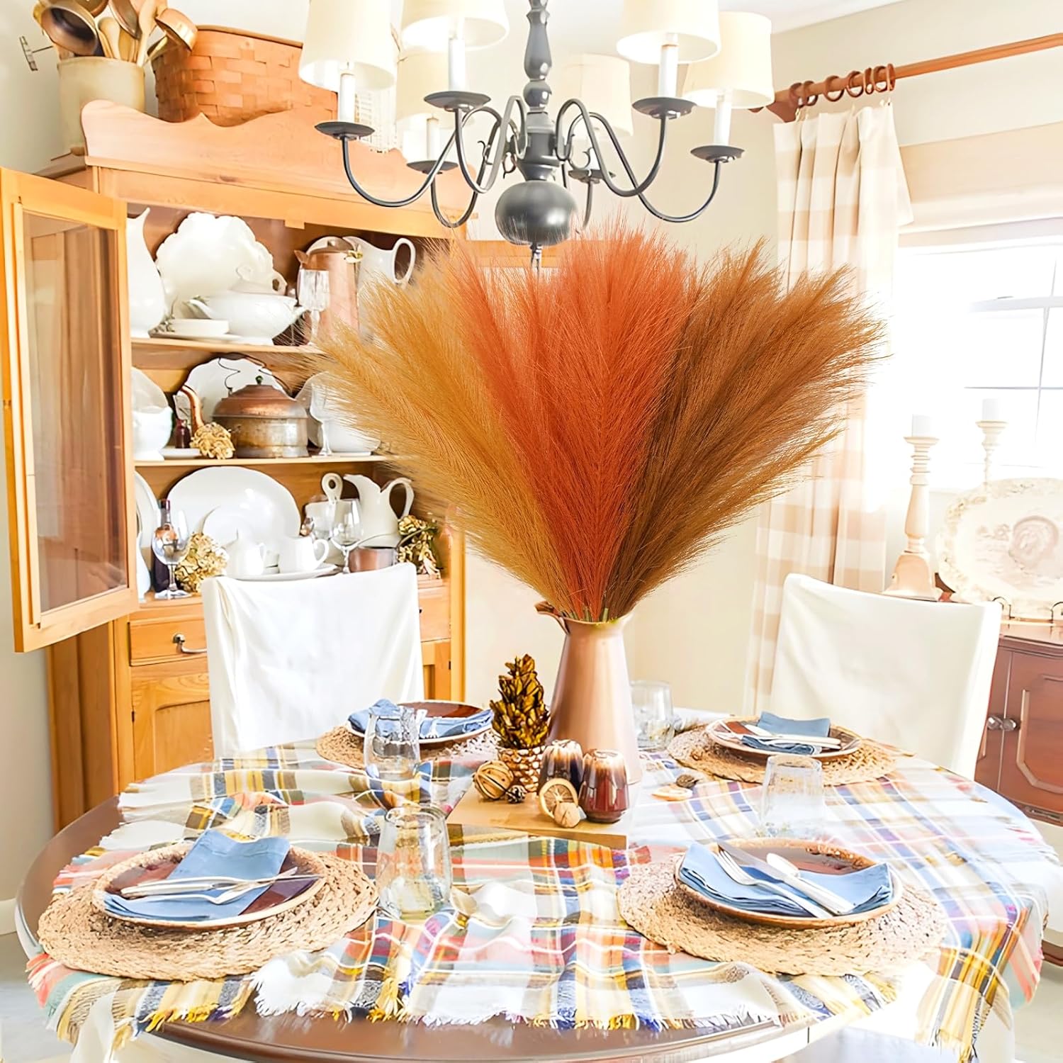 Agusbagli 150pcs Orange Pampas Grass, 21.6in Fluffy Faux Colored Pompas Grass Short Artificial Orange Pampas Stems Vase Filler Fall Flower Arrangement for Home Wedding Centerpieces Autumn Boho Decor