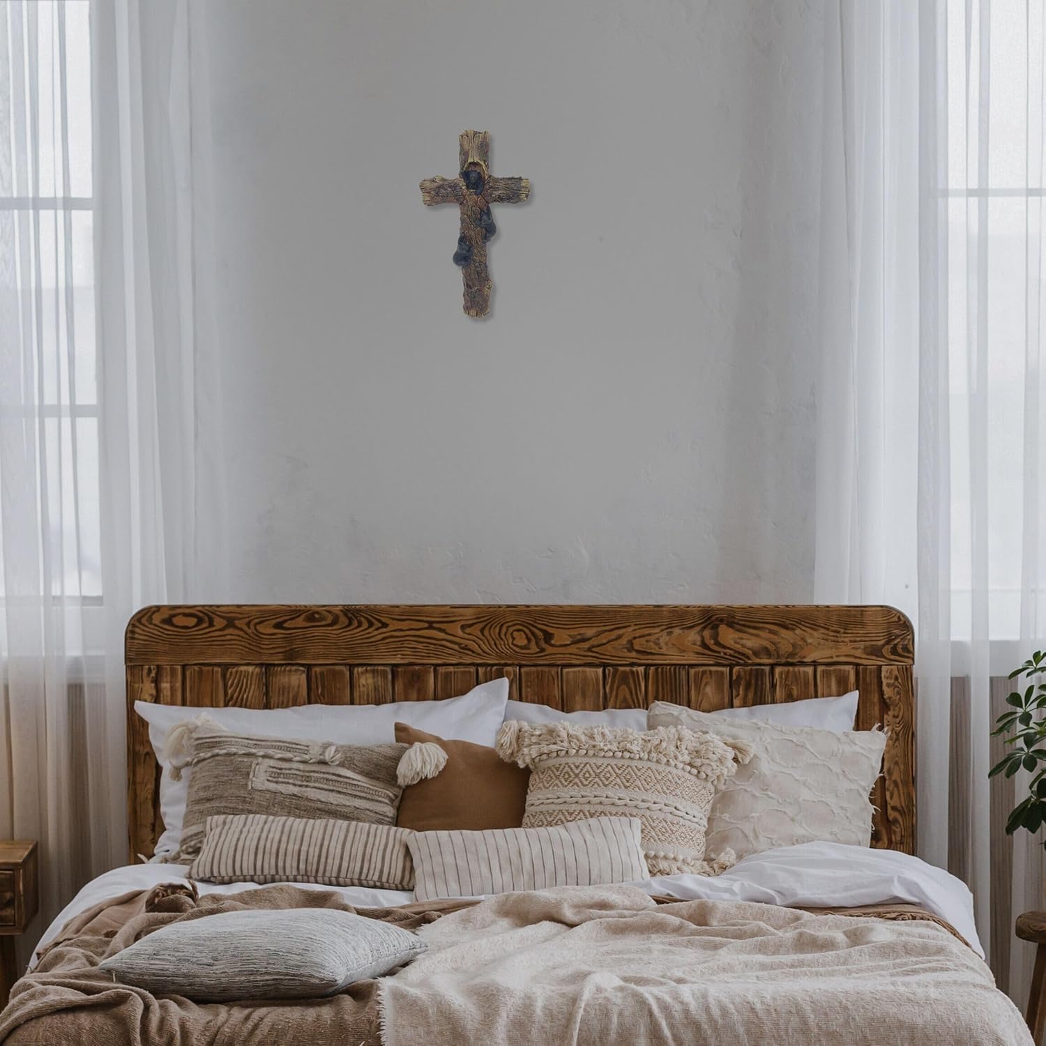 BestGiftEver Rustic Climbing Black Bear Cubs on a Tree Bark Wall Cross - Lodge Cabin Jesus Spiritual Wall Art Home Decor - Ideal Gift for Rustic and Woodland Theme Enthusiasts