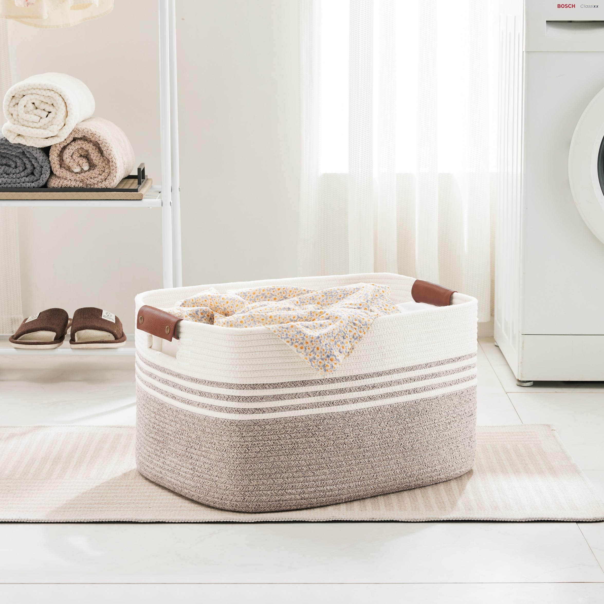 Wäschekorb Geflochten Groß aus Baumwollseil, 72L Aufbewahrungskorb mit Lederhenkeln, Korb für Decken, Kleidung, Spielzeug, Laundry Basket für Kinderzimmer Wohnzimmer, 55 x 43 x 30 cm, Weiß und Braun - 5