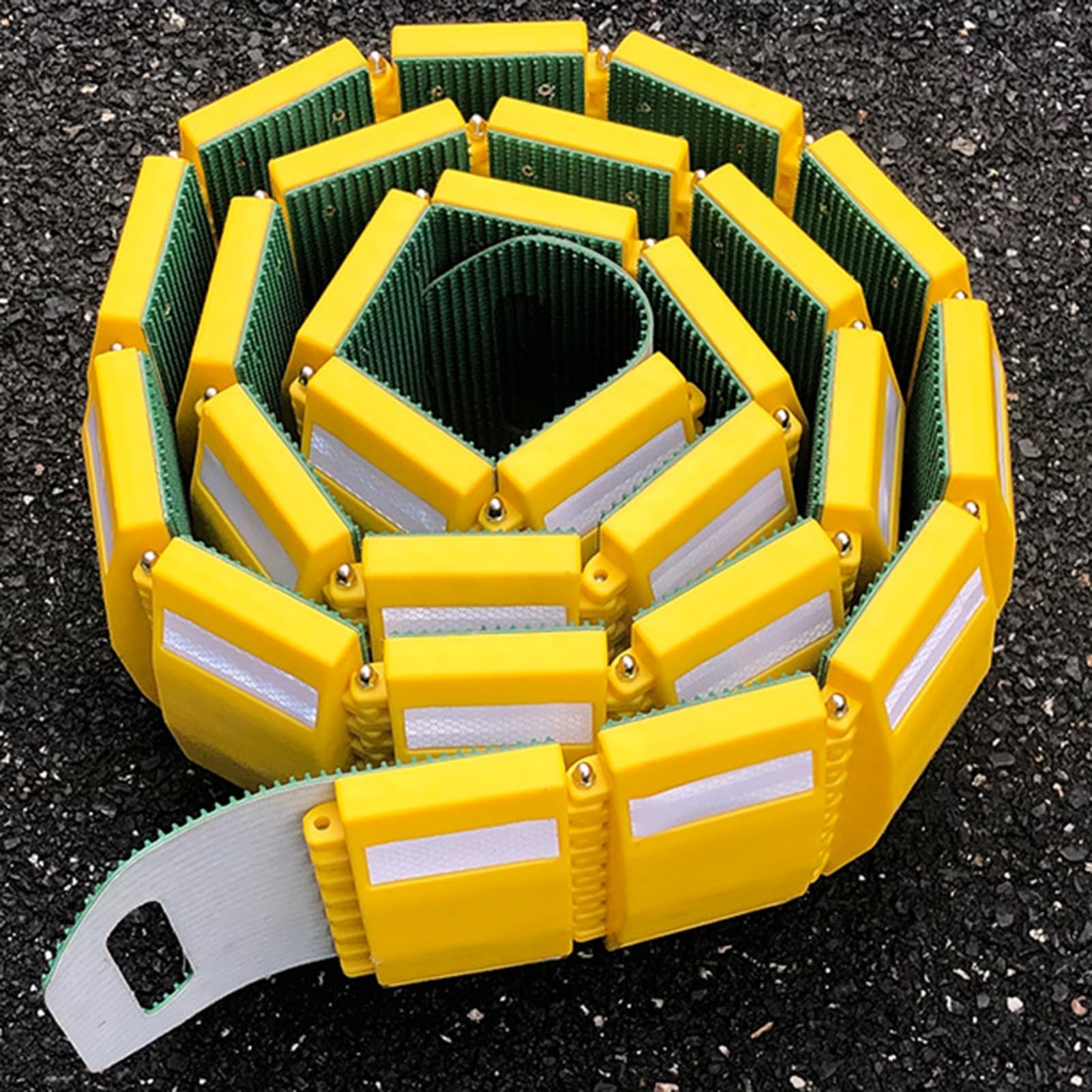 Heavy Duty riflettente Speed Bump per vialetto, asfalto, cemento, ghiaia – gobba di velocità del traffico portatile per strada, garage, parcheggio