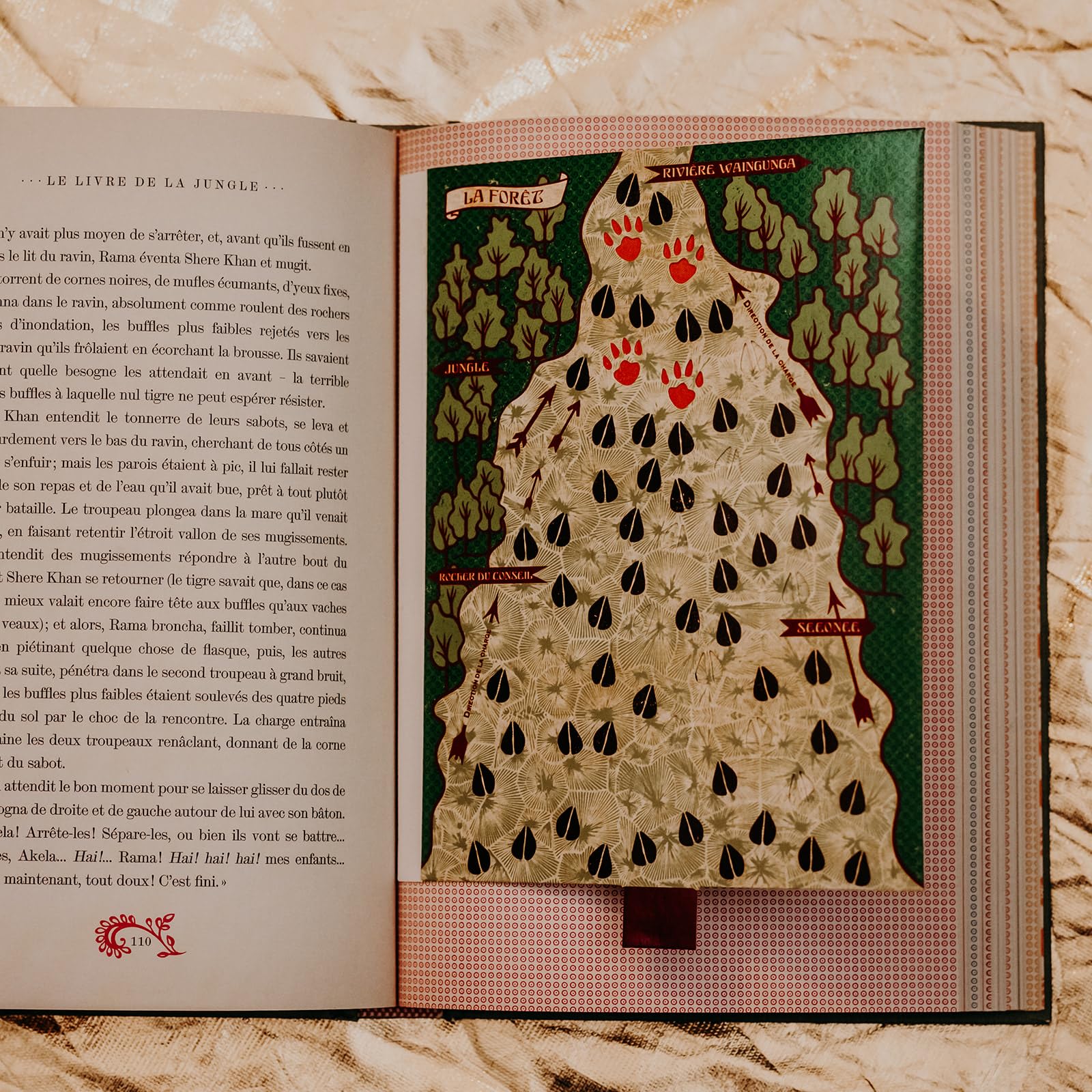 Le livre de la jungle: Illustré et animé par MinaLima