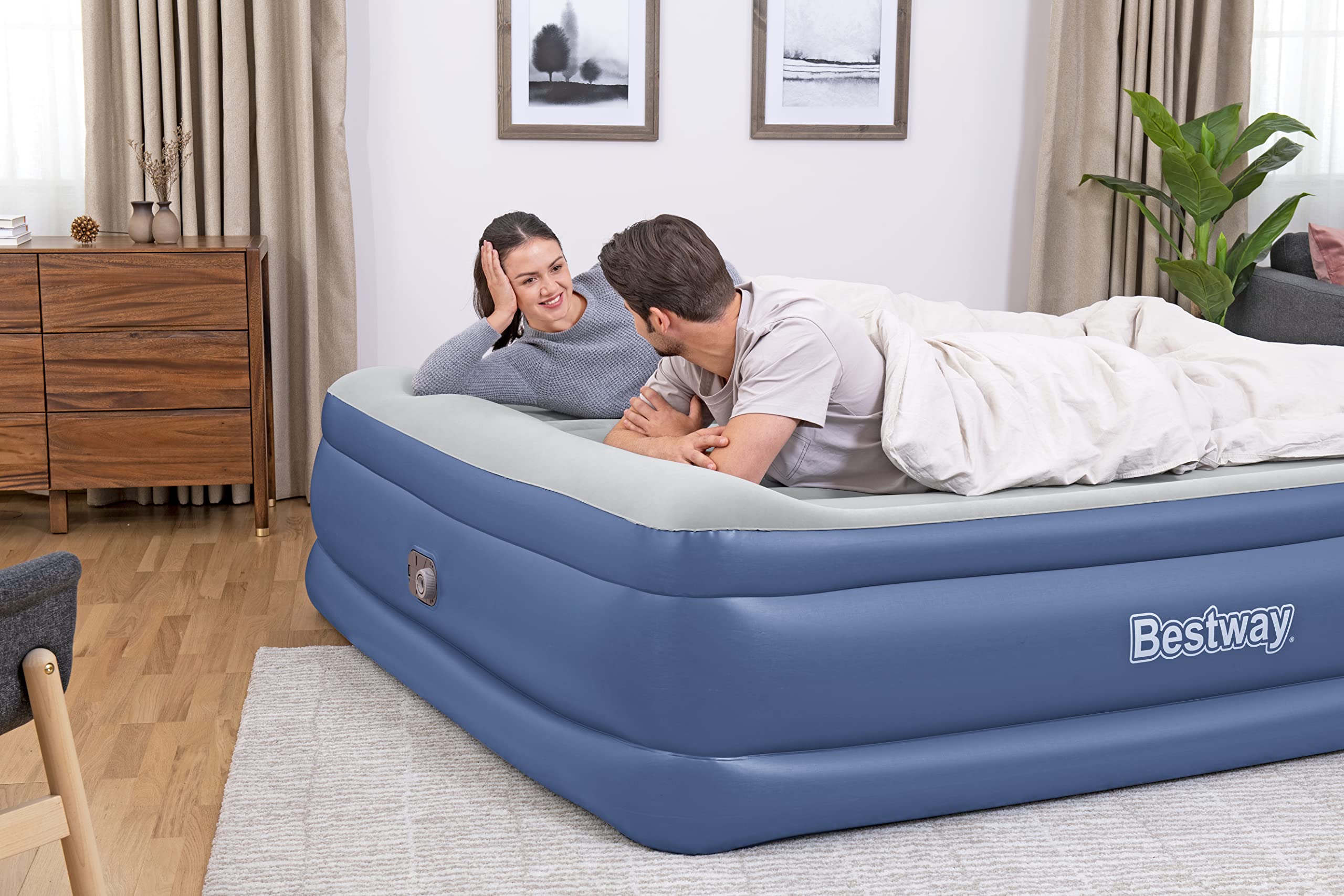 Bestway 80" x 76" x 22"/2.03m x 1.93m x 56 cm Tritech Air Mattress King Built-in AC Pump