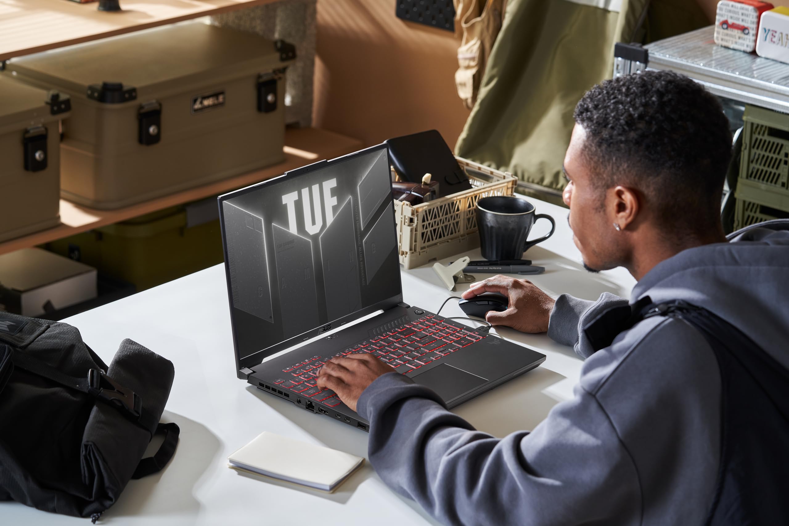 ASUS TUF Gaming A16 Laptop | 16" Full HD 165Hz/7ms 16:10 IPS Display | AMD Ryzen 9 7845HX | 32GB RAM | 1TB SSD | NVIDIA RTX 4060 | Windows 11 | Tastiera QWERTZ | Mecha Grey