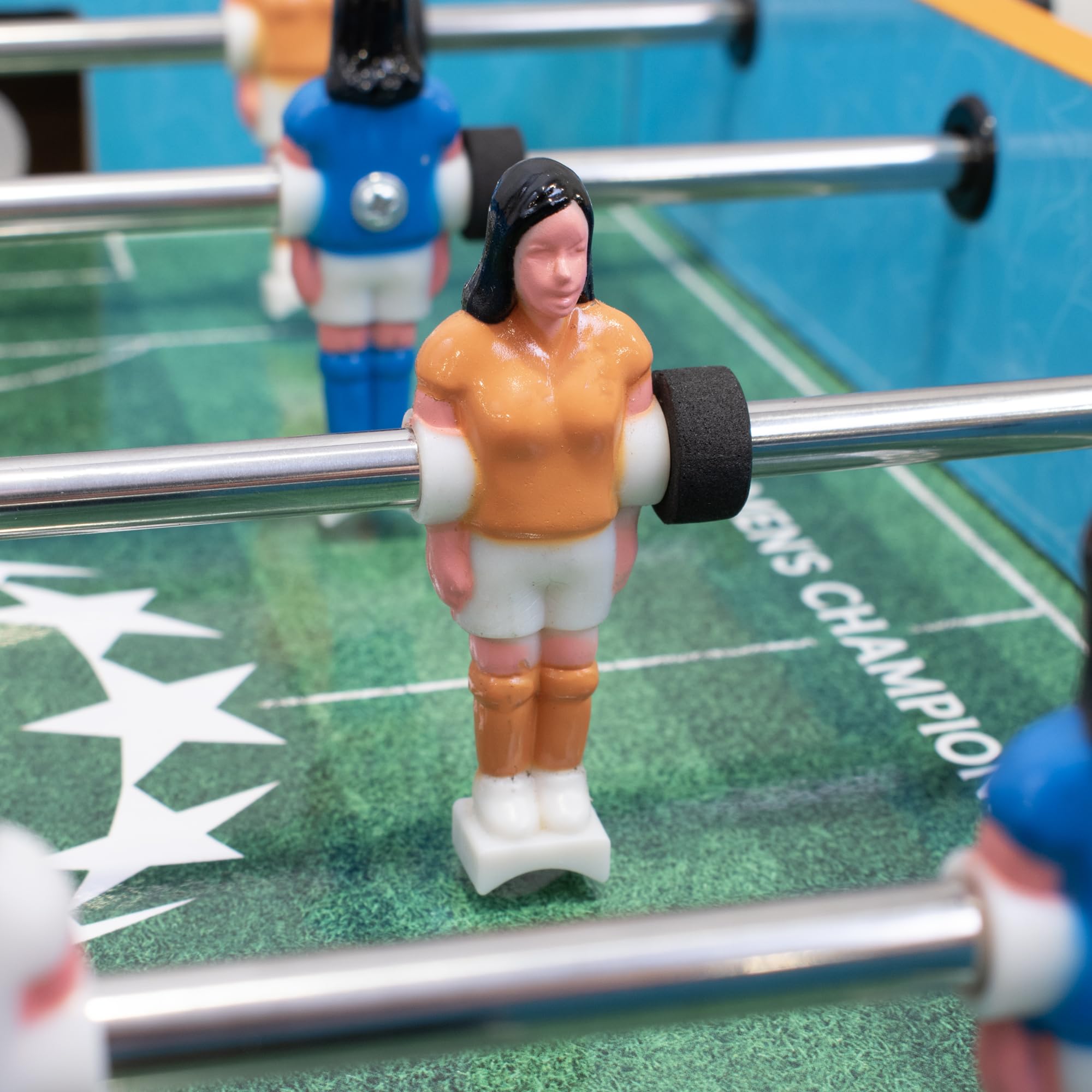 UEFA Calcio balilla da donna Champions League, 50,8 cm, UWCL, prodotto con licenza ufficiale, interattivo, mini calcio balilla, regalo perfetto per bambini, adulti e famiglie