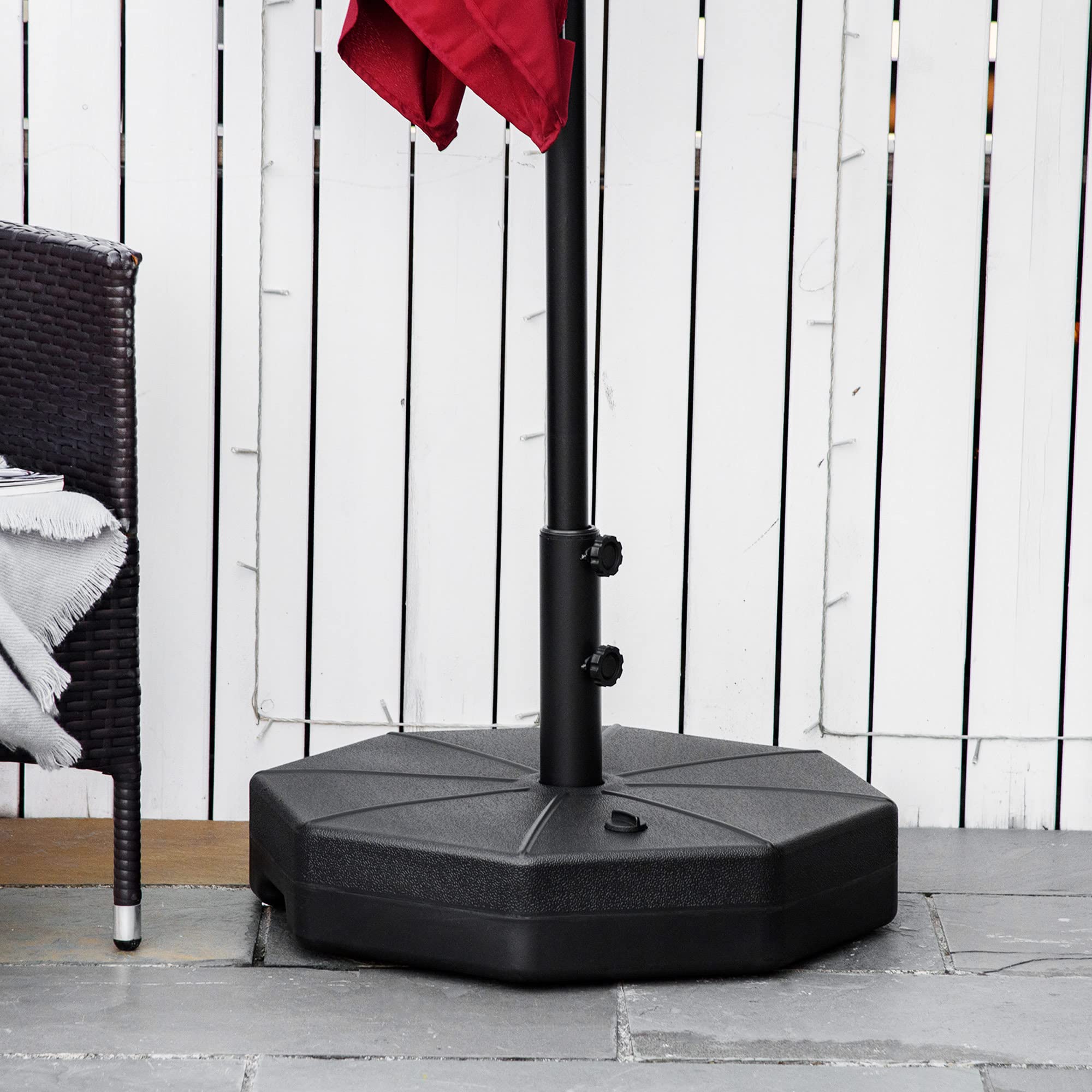 Outsunny Base para Sombrillas Rellenable de Agua 28 kg o Arena 40 kg Soporte de Parasol Octagonal Apto para Postes de 38mm 48 mm para Jardín Terraza Ø60x36 cm Negro