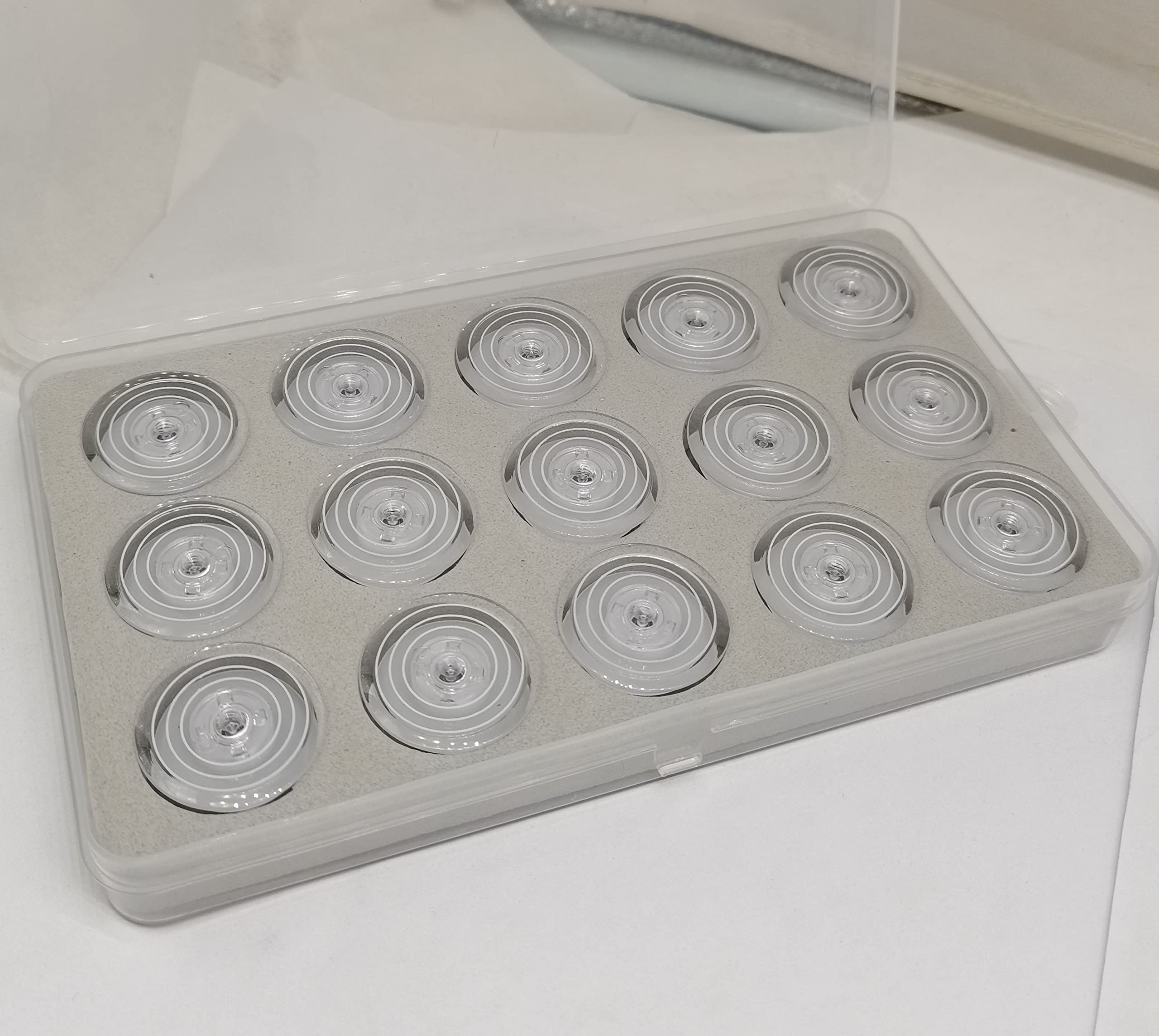 たま　Best Selection HONEYSEW Bobbins for Singer 600,700 Touch & Sew Machine