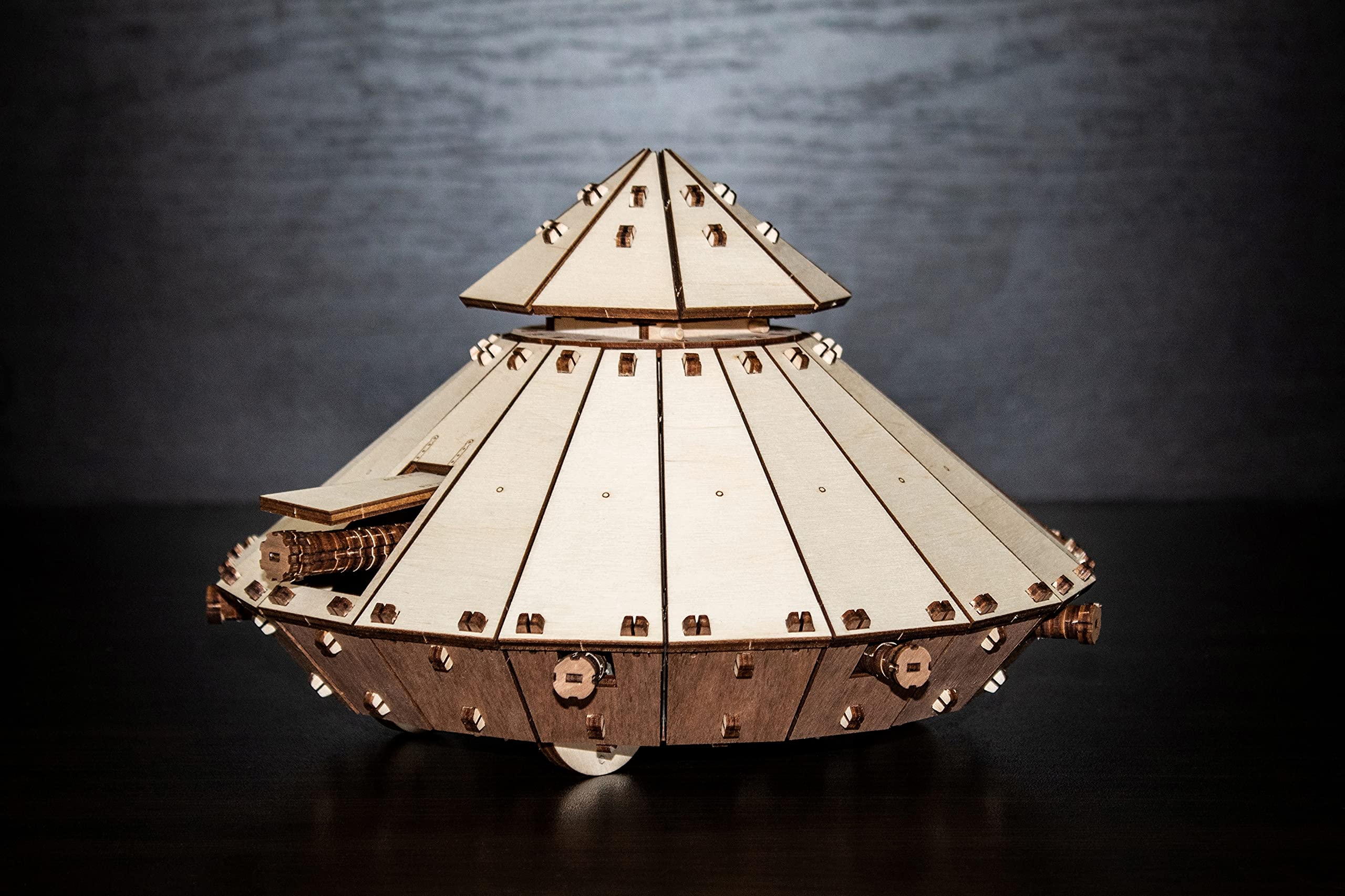 EWA Eco-Wood-Art - Tank de Leonardo Da Vinci - Puzzle 3D mécanique en Bois - Puzzle pour Adultes et Adolescents - Assemblage sans Colle - 278 pièces