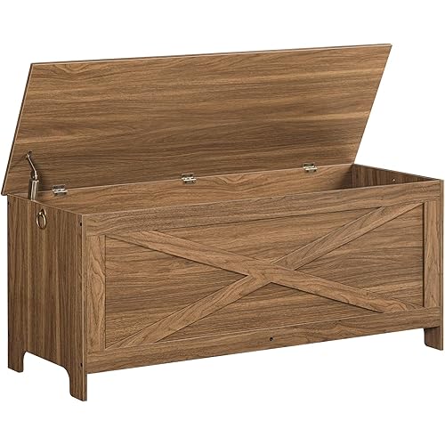 47.2" Toy Chest, Sturdy Entryway Storage Chest with Safety Hinge, Retro Toy Box, Wooden Look Accent Furniture for Living Room, Bedroom, Honey Brown SCOR48801