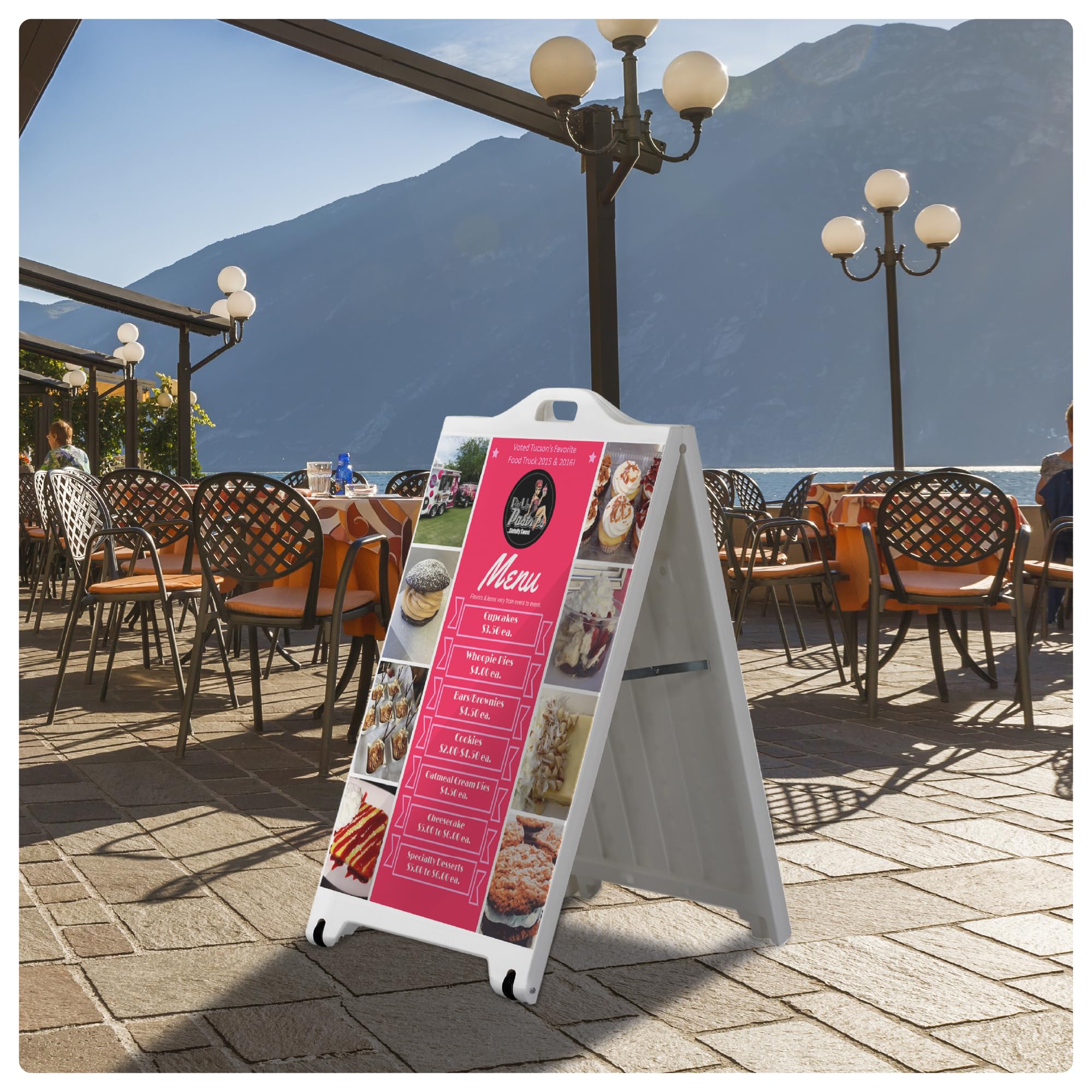 Caballete Publicitario de Acera, Soporte Plegable de Exterior con Asa y Ruedas, Expositor para Carteles y Anuncios en Hostelería y Comercios