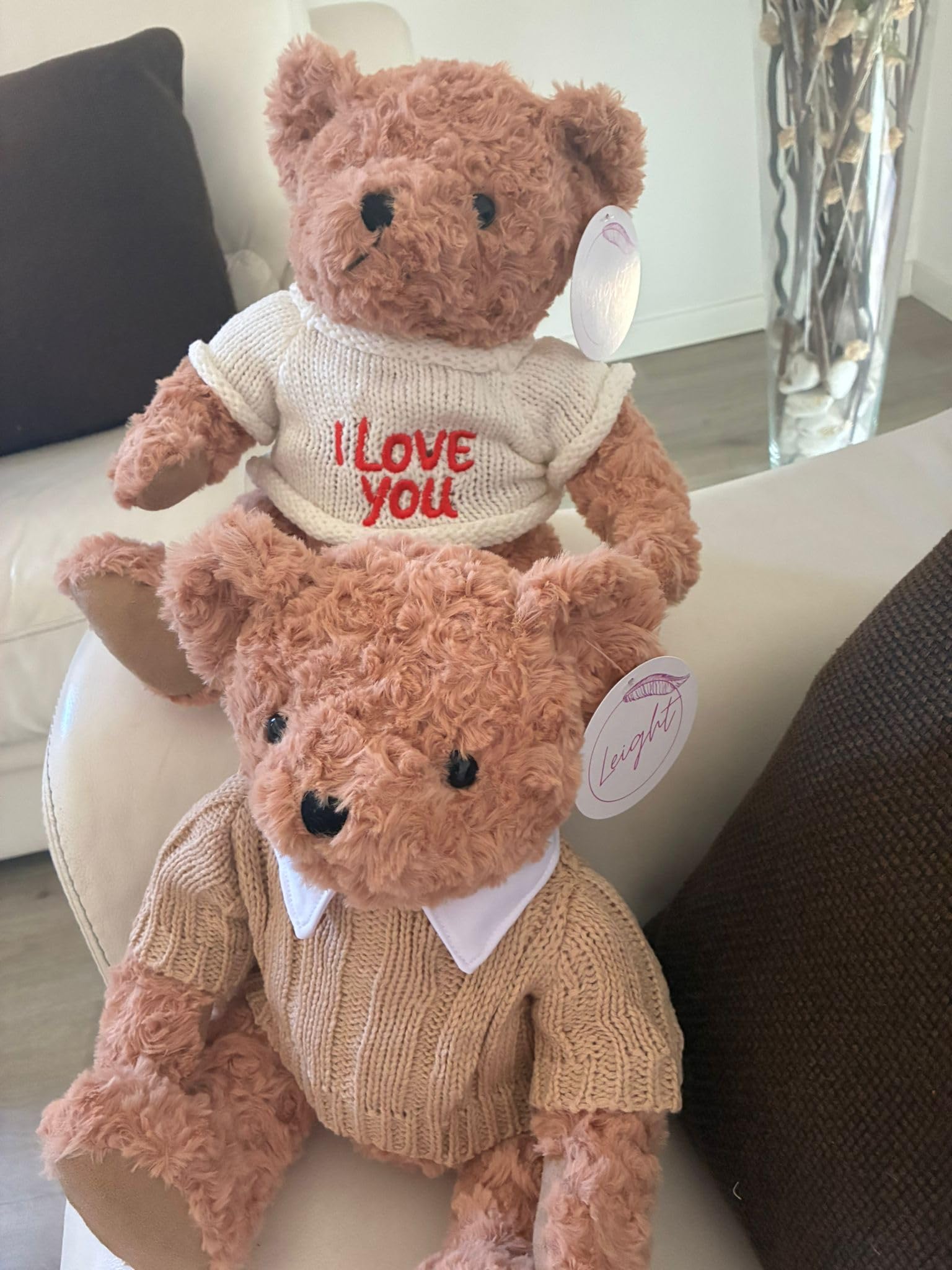 LEIGHT Orsacchiotto di Peluche Morbido con Maglione – 30cm Pupazzo Coccoloso per Bambini & Adulti, Regalo Perfetto & Decorazione Elegante (CAMICIA ORSACCHIOTTO)