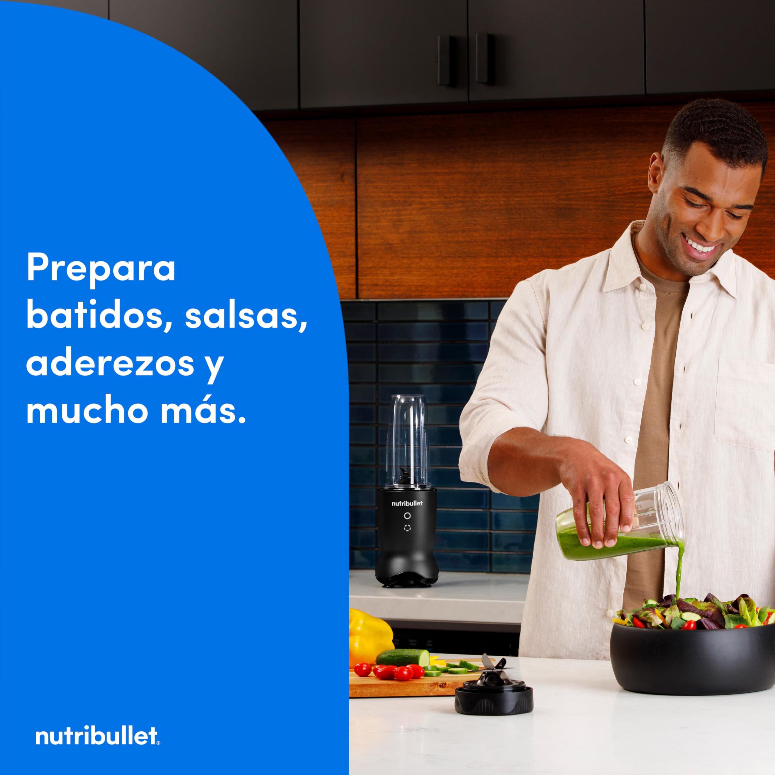 nutribullet Ultra NB1206MB, Vaso de Tritan, Cuchillas de Acero Inoxidable, Batidora Personal para Smoothies, 2 Vasos de 900 ml y 700 ml, Incluye 2 Tapas para Llevar, 1200W, Negro