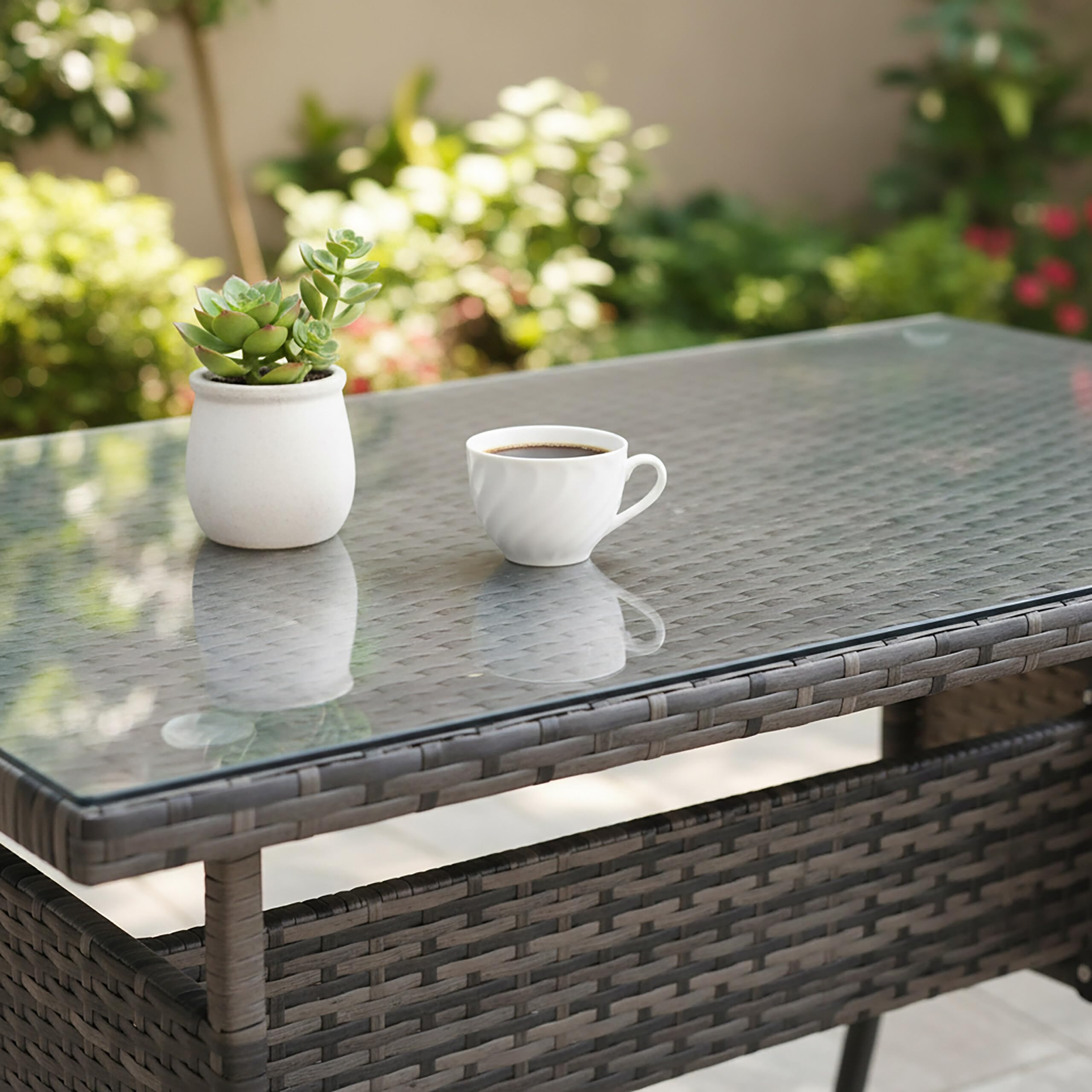 Relaxdays Tavolo da Giardino 70x100x60 cm, Resistente alle intemperie, polyrattan, Piano in Vetro