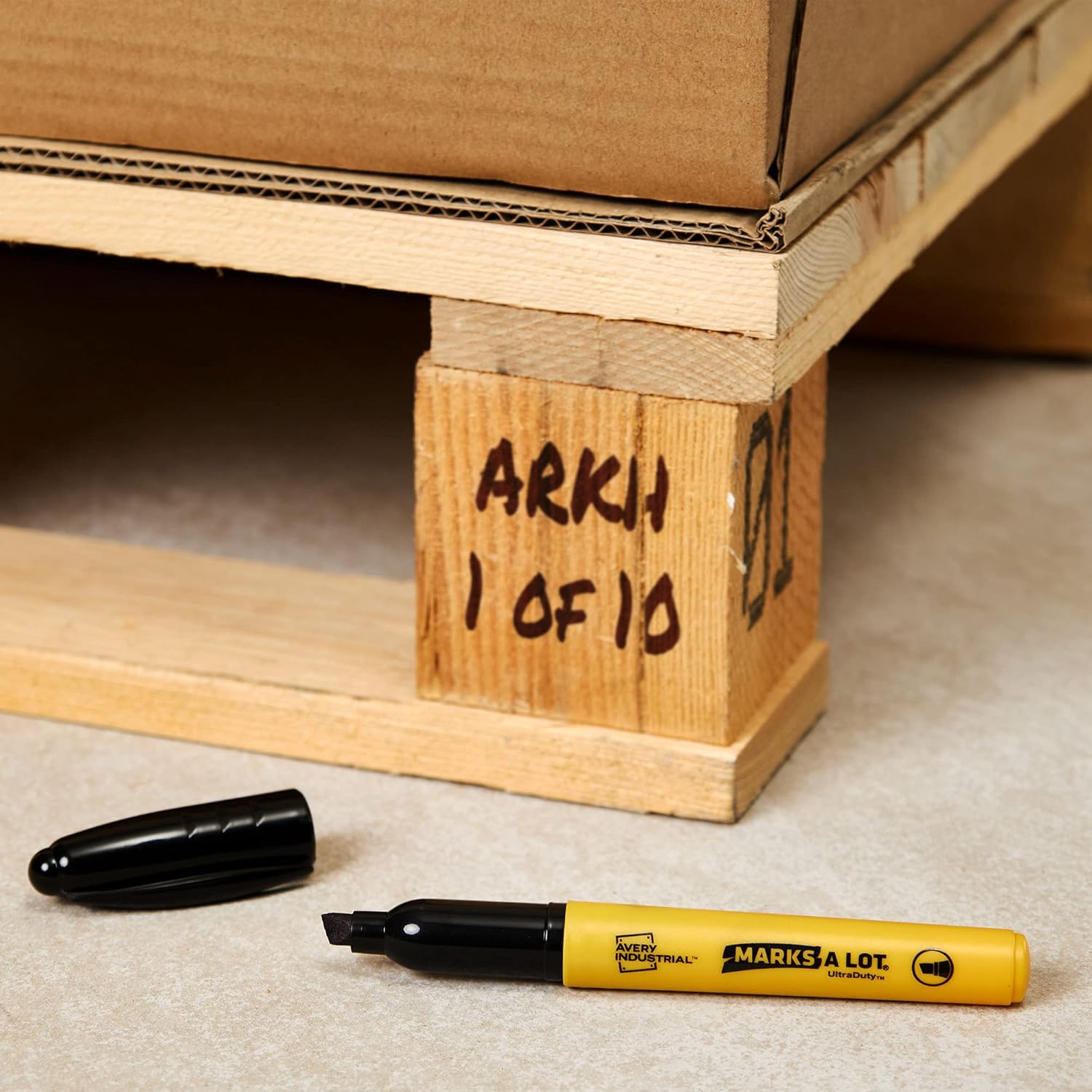 Marks-A-Lot, AVE29842, UltraDuty Permanent Markers, 12 / Carton