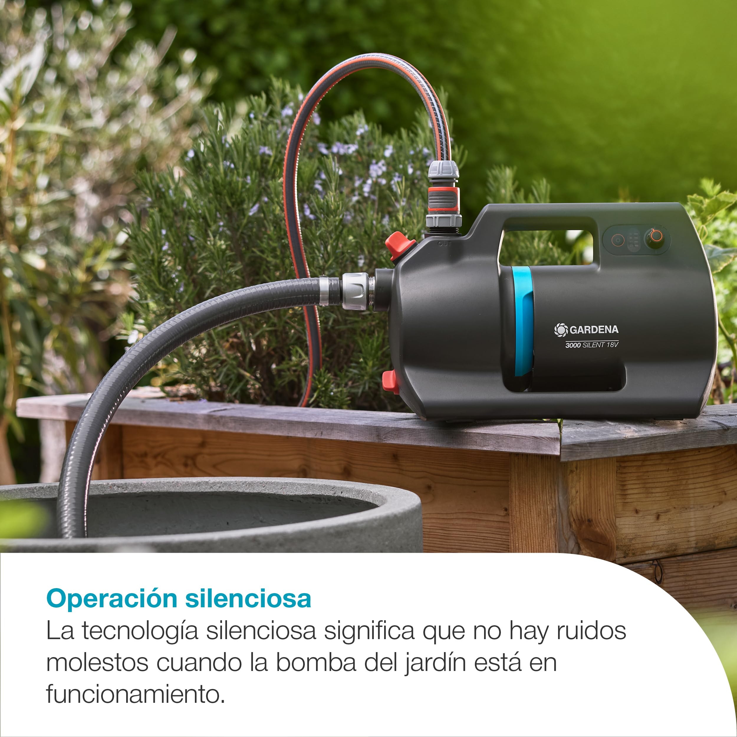 Gardena Bomba de jardín con batería 3000 Silent 18V P4A Set listo para usar: Potente, Operación silenciosa, Cuerpo protegido contra lluvia y UV, Protección contra el funcionamiento en seco (14610-20)