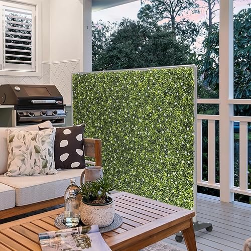 Seto de plantas artificiales de 60 pulgadas de ancho x 40 pulgadas de alto, divisor de habitación con ruedas, panel de valla de privacidad movible,