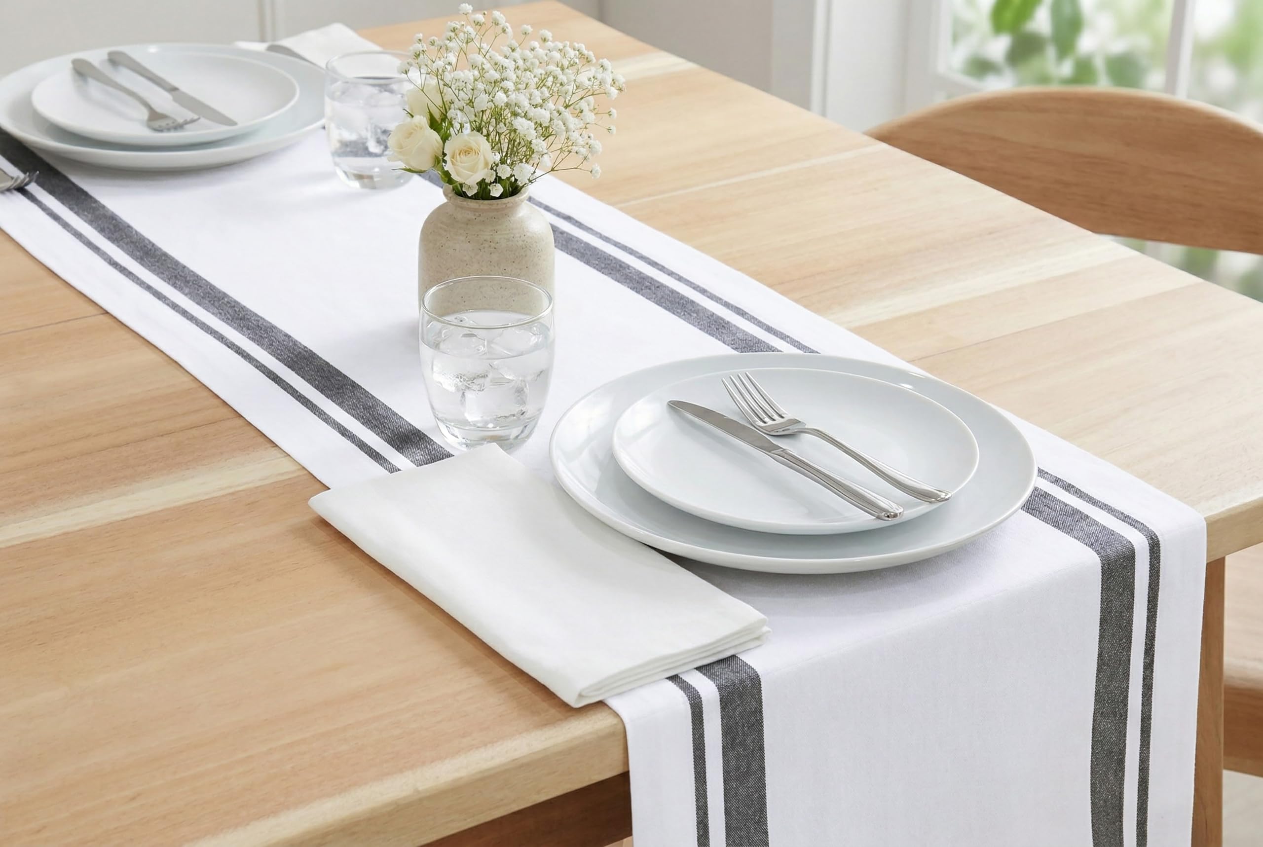 PurpleEssences Chemin de table à rayures françaises de 182,9 cm de long, 35,6 x 182,9 cm, 100 % coton – Tissu durable lavable pour printemps, été, Pâques – Gris et blanc