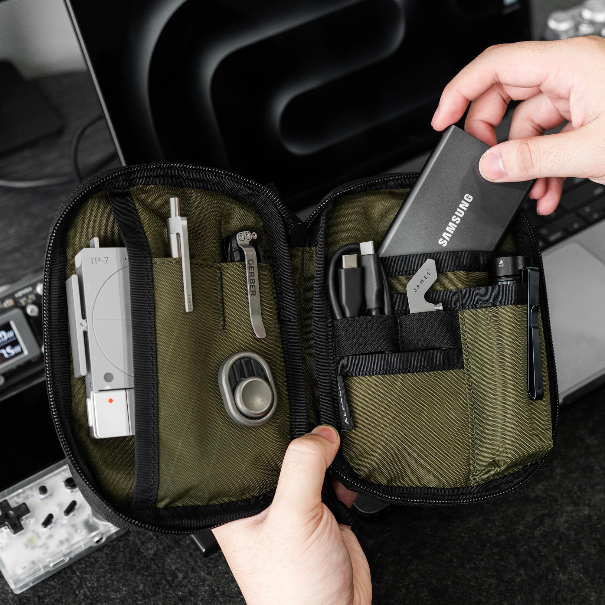 ALPAKA Admin Pouch Pro EDC Taschen Organizer | Kleine EDC Organizer | Kleine Werkzeugtasche für Elektronik, Kabel mit YKK-Reißverschluss für Täglichen und Reisen, Wasserresistent