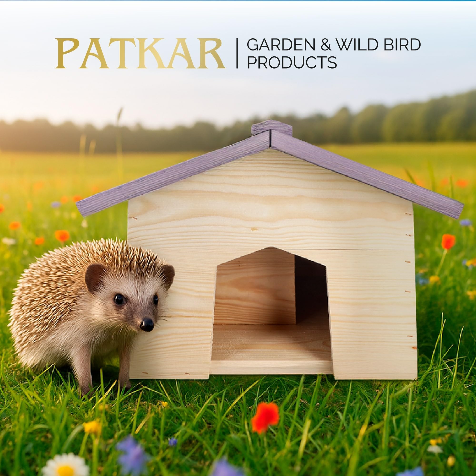 PATKAR Igelhaus Winterfest mit Boden - Premium Igelfutterhaus (Made in Europe) - Labyrintheingang gegen Fressfeinde - Futterhaus Hochwertige Igelhäuser Igel Haus Igelhotel - HxBxT: 28x38x44 cm