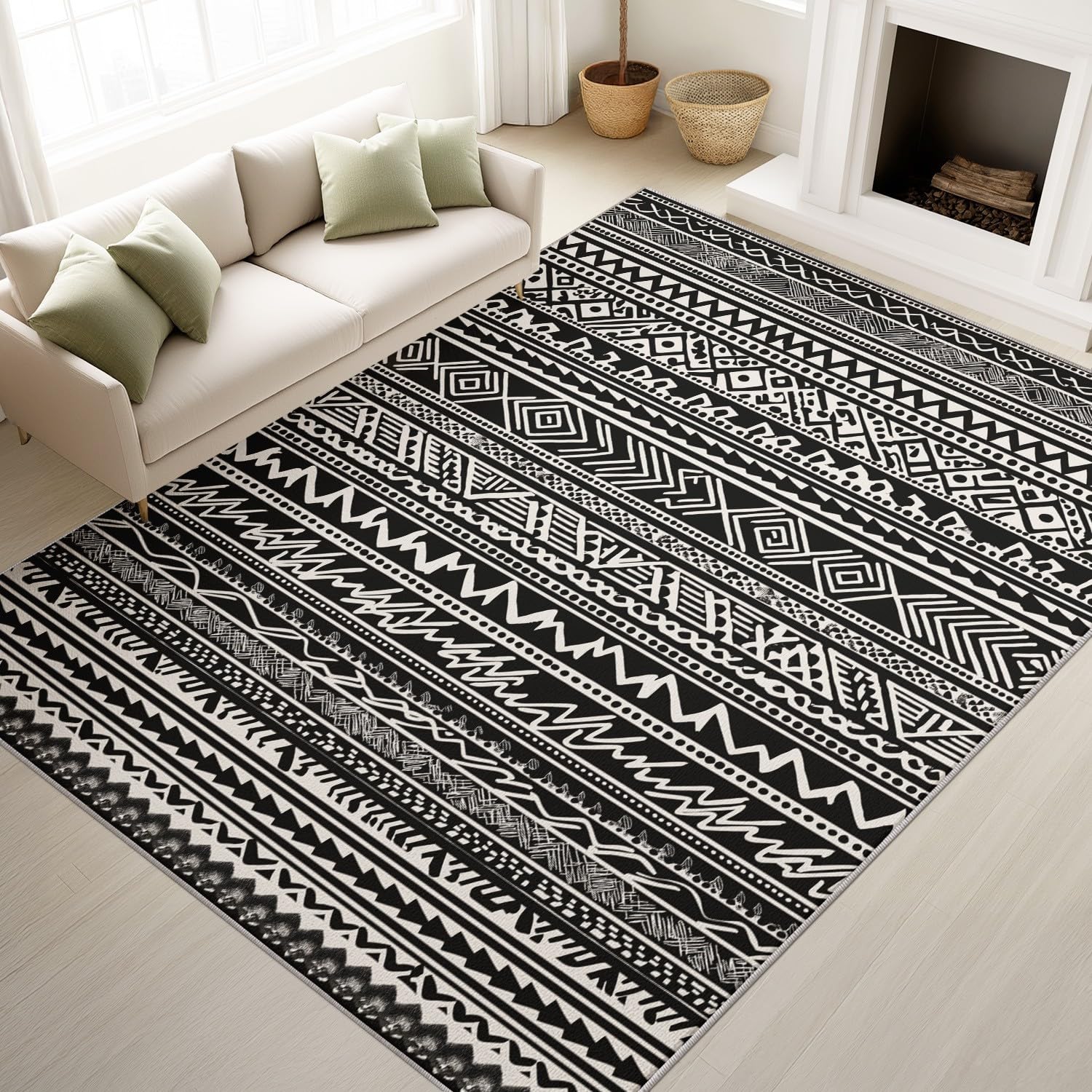 Tapis Bohème Rayé - Tapis Géométrique Tribal Chevron Diamant - Flanelle Doux Antidérapant à Poils Courts - pour Salon Chambre Cuisine Salle à Manger, Noir Blanc 120 x 180 cm