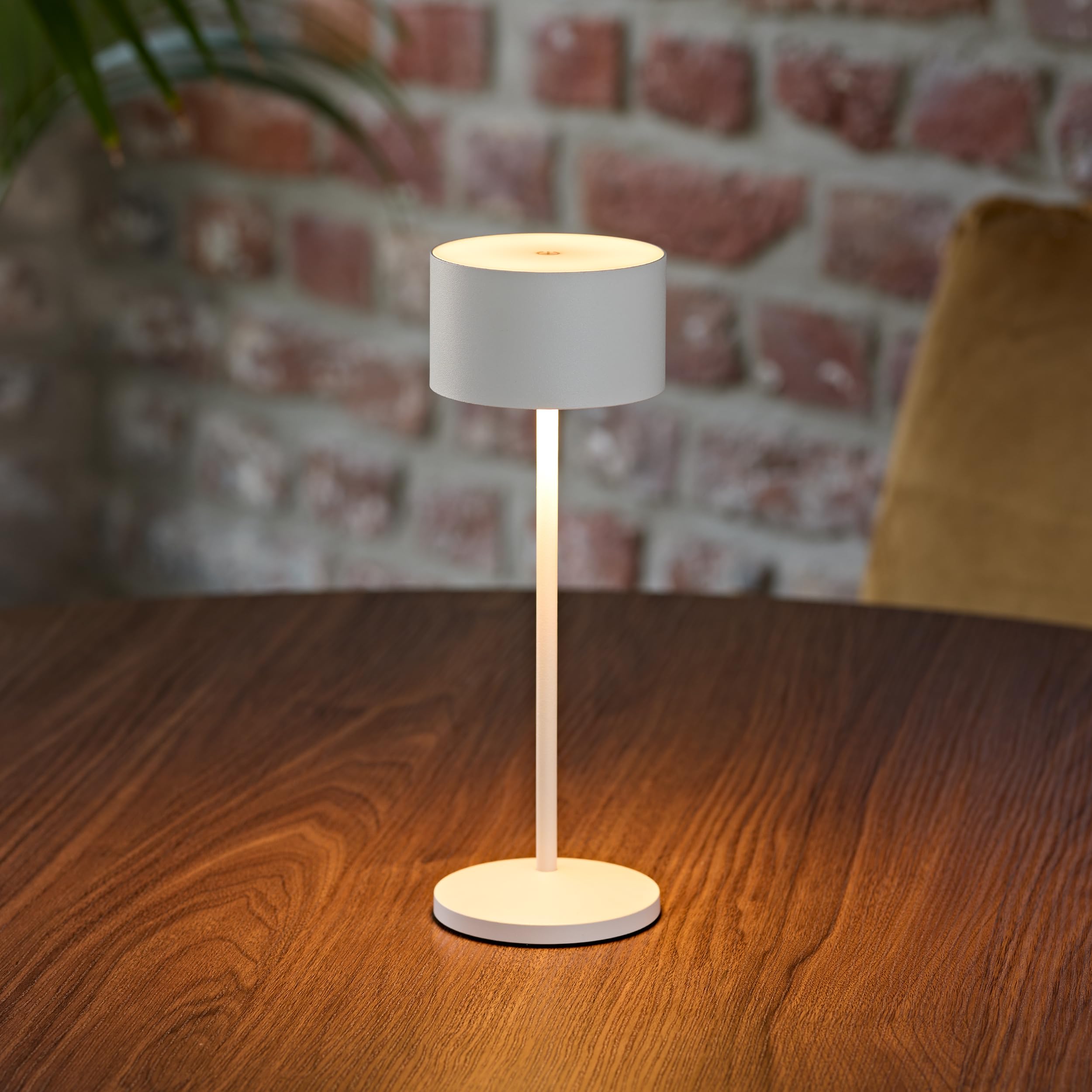 SIGOR Veluna schneeweiß - LED Akku-Tischlampe dimmbar & kabellos mit FlexMood (2200K/2700K), bis 14h Leuchtdauer, USB-C Ladefunktion, IP44 Outdoor & Indoor, Aluminium, Design-Lampe
