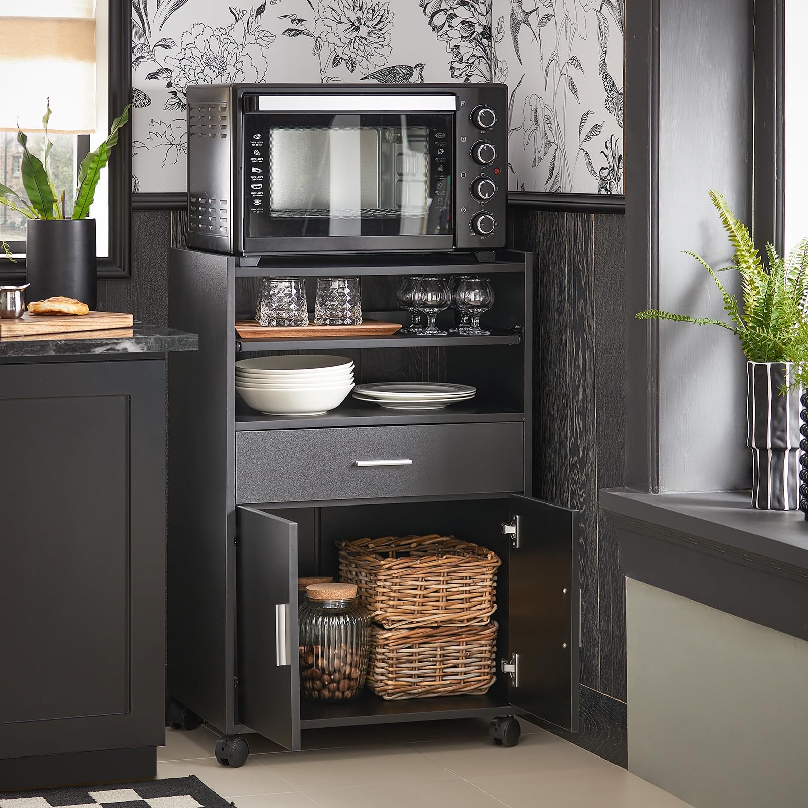 SoBuy Küchenwagen mit Rollen und Arbeitsplatte – Mikrowellenschrank mit Rollen, Kaffeewagen mit ausziehbarer Ablage, für Singleküche, Büro, Esszimmer und Outdoor Schwarz BHT ca. 59x92x40cm FSB09-SCH