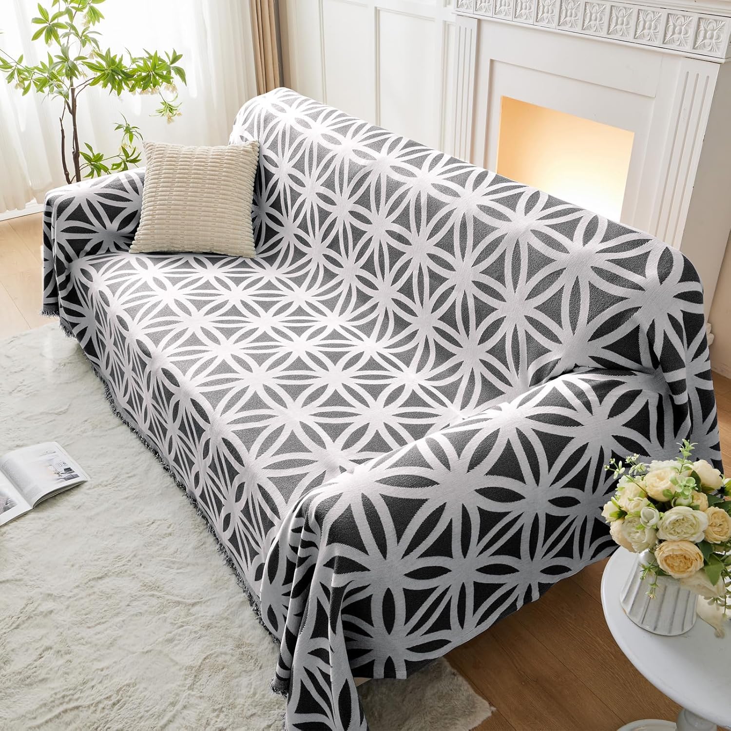 LOMAO Couch Cover Sofa Covers for 3 Cushion Sectional Couch Covers L Shape Couch Cover with Tassel Sofa Protector Washable Reversible Chenille Sofa Slipcover for Pet (1-Dark Grey,XLarge?71 * 134) 1-dark Grey X-large(71*134)