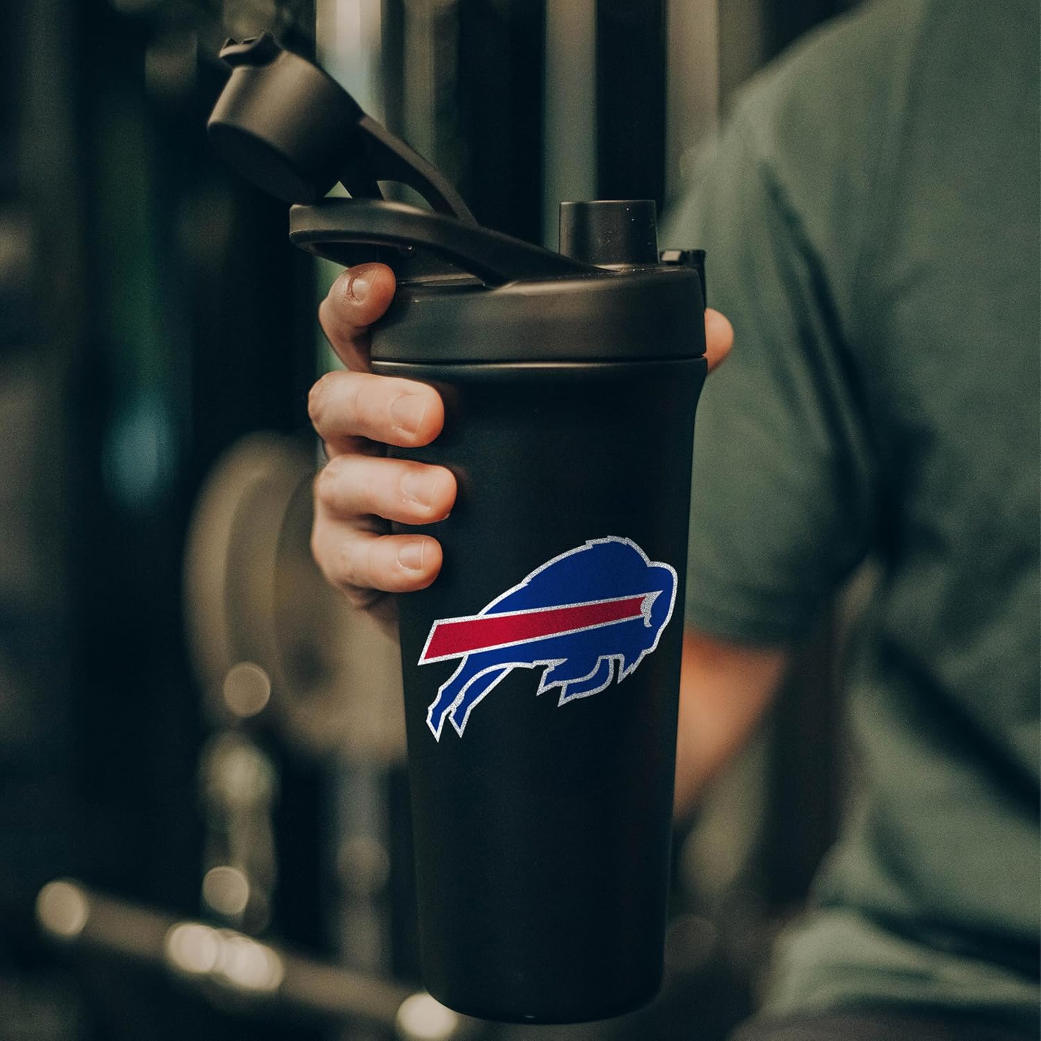 FANMATS NFL 26 oz Stainless Steel Shaker Bottle — Leak-Resistant Flip-Top Lid | Sleek Team Design | Built-In Mixing Screen