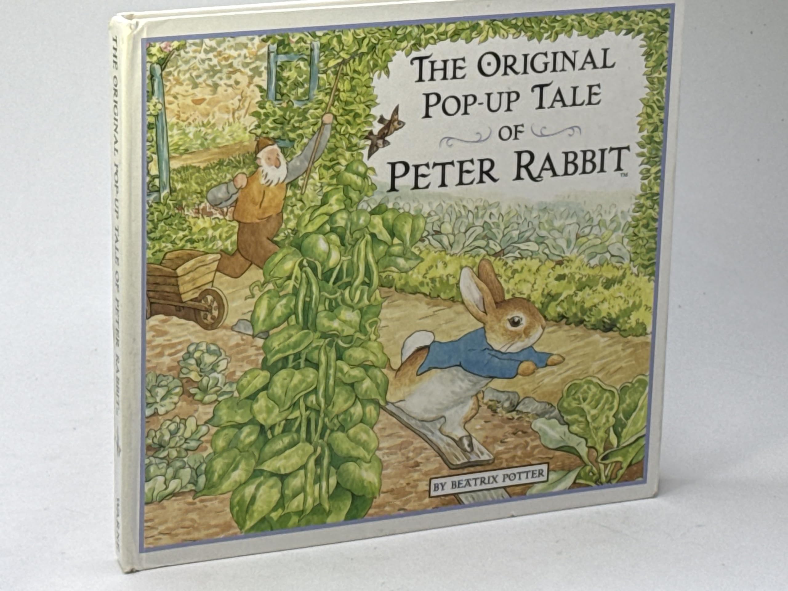 洋書 The Tale of Peter Rabbit (Pop-up book) The Classic Tale of Peter Rabbit: The Deluxe Pop-Up Edition