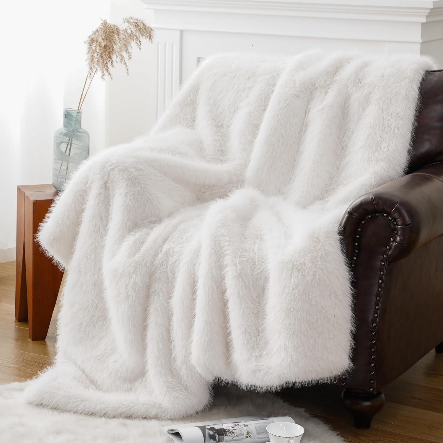 BATTILO HOME Luxury White Faux Fur Throw Blanket, Fluffy Cozy Soft Warm Fur Blanket for Couch, Sofa, Chair, Bed, Plush Fuzzy Fur Throws with Long Pile, 50"x60"(Ivory) - Image 2
