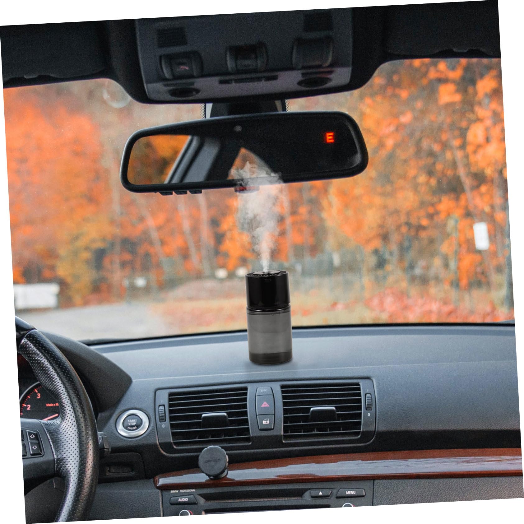 Deodorante Automatico per Auto per Auto, Diffusore di Oli Essenziali 160ml con Spruzzo Automatico e Livelli Regolabili, Plastico