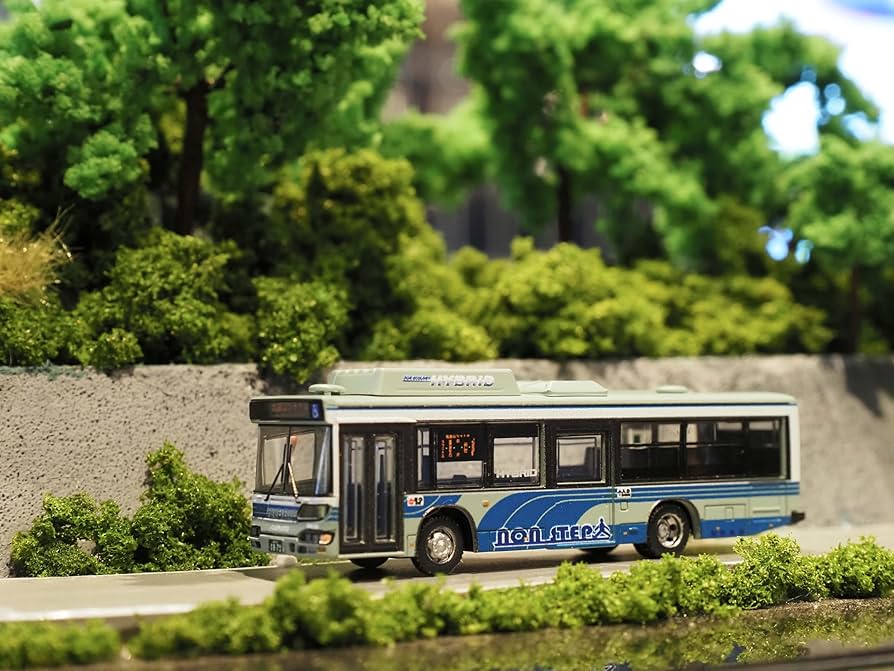 関東バスバスコレクションとトミカ関東バス計10台、新品5、開封済み5 関東バスバスコレクションとトミカ関東バス計10台、新品5、開封