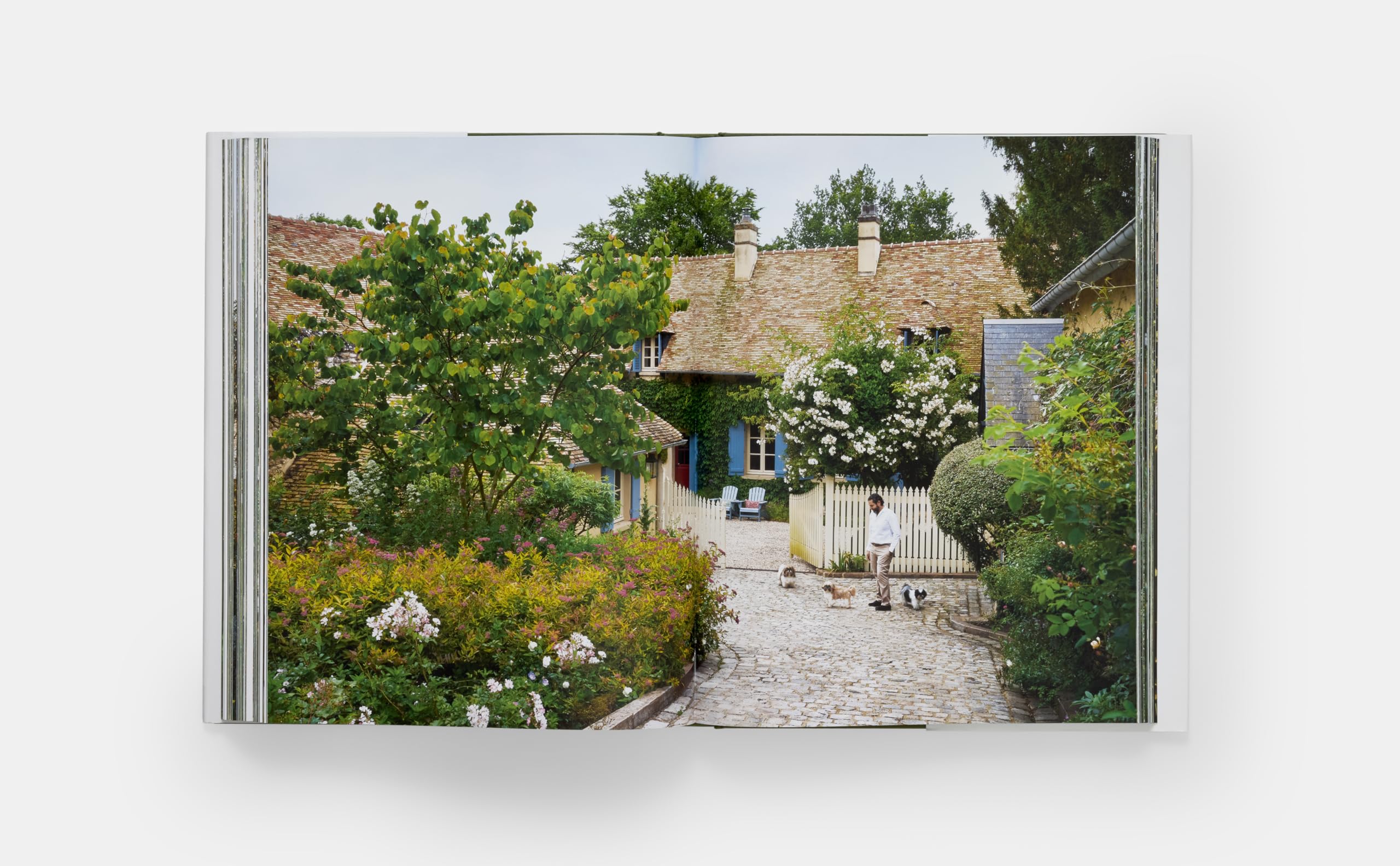 Glorious Gardens: Private Edens of the World's Leading Interior Designers