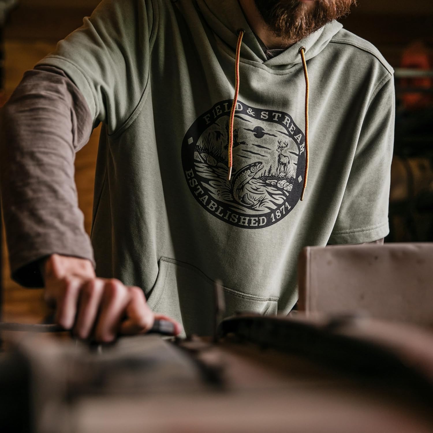 Field & Stream Skiff-Live Short Sleeve French Terry Graphic Hoodie