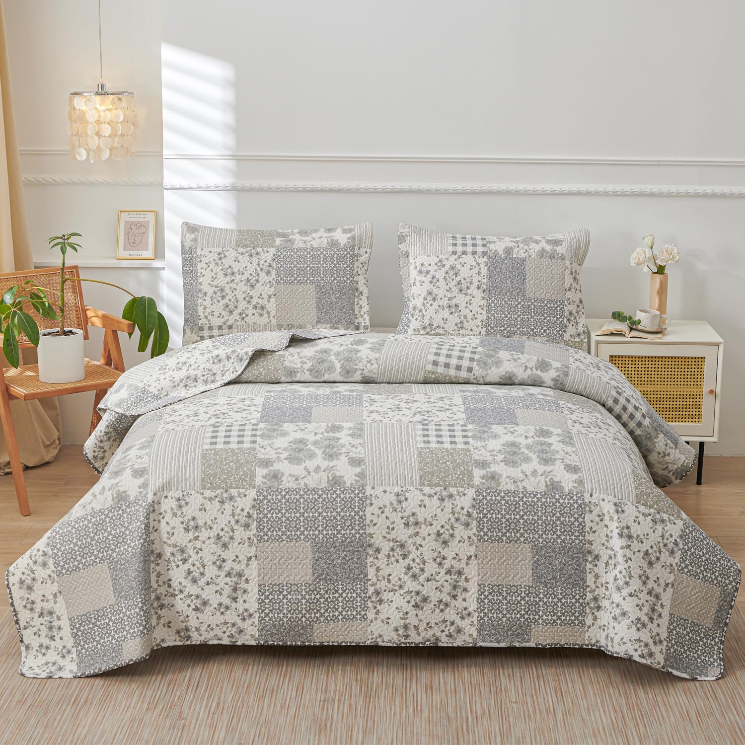 HaileaPlaid Quilt King Size White Flower Patchwork Bedding Lightweight Buffalo Checkered Bedspread Coverlet All Season Home Bedding Decor with 2 Pillowshams