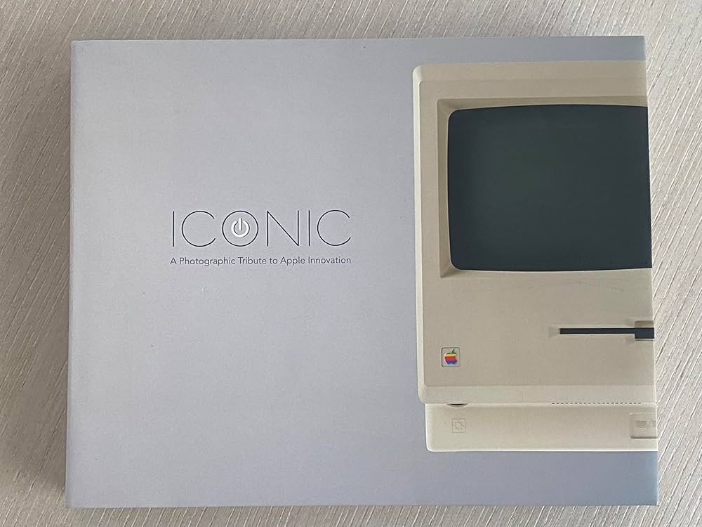 Iconic: APPLE プロダクト写真集　(英語版） Iconic: A Photographic Tribute to Apple Innovation: Zufi, Jonathan
